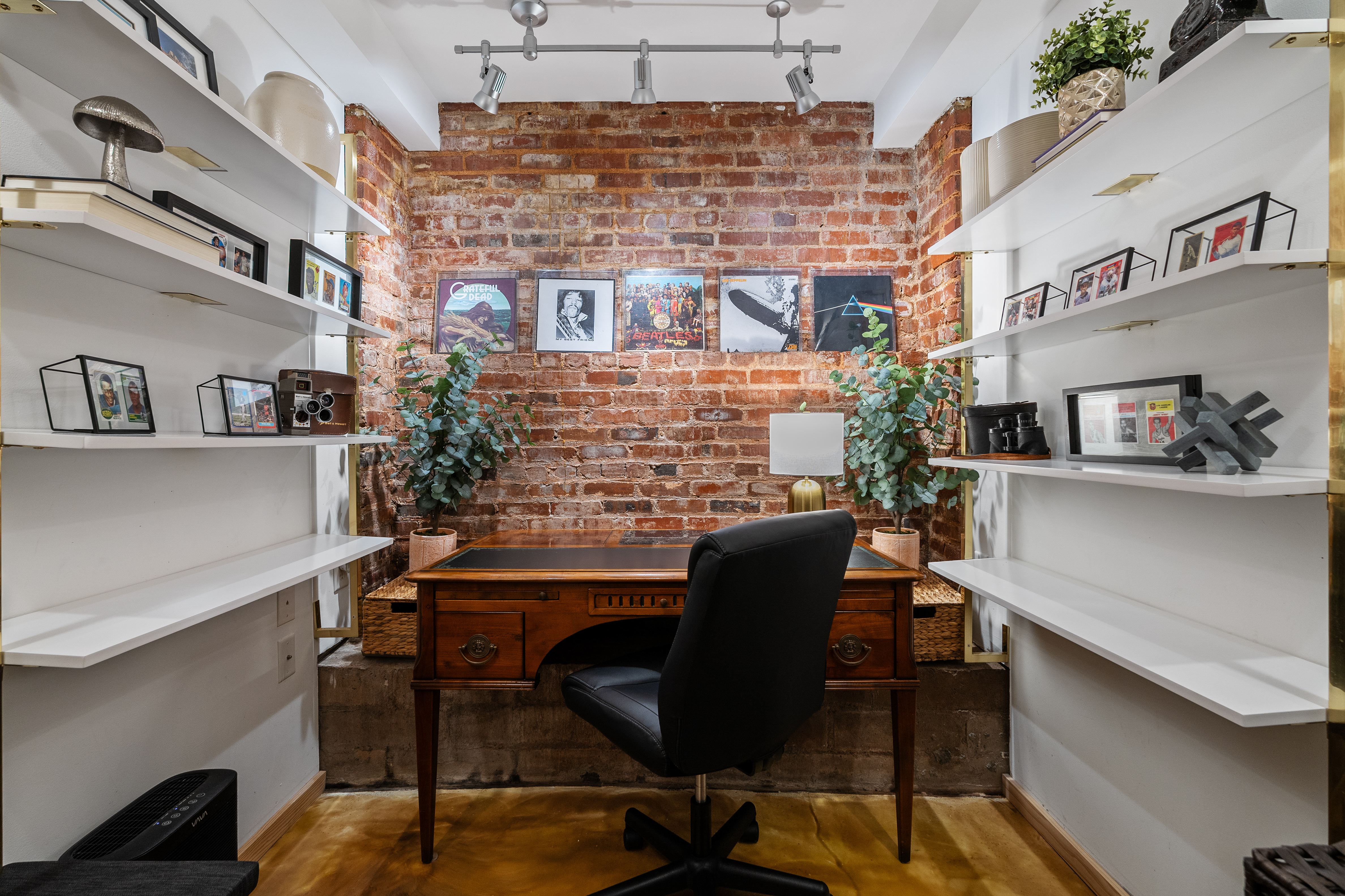 400 East Washington Street Unit 28