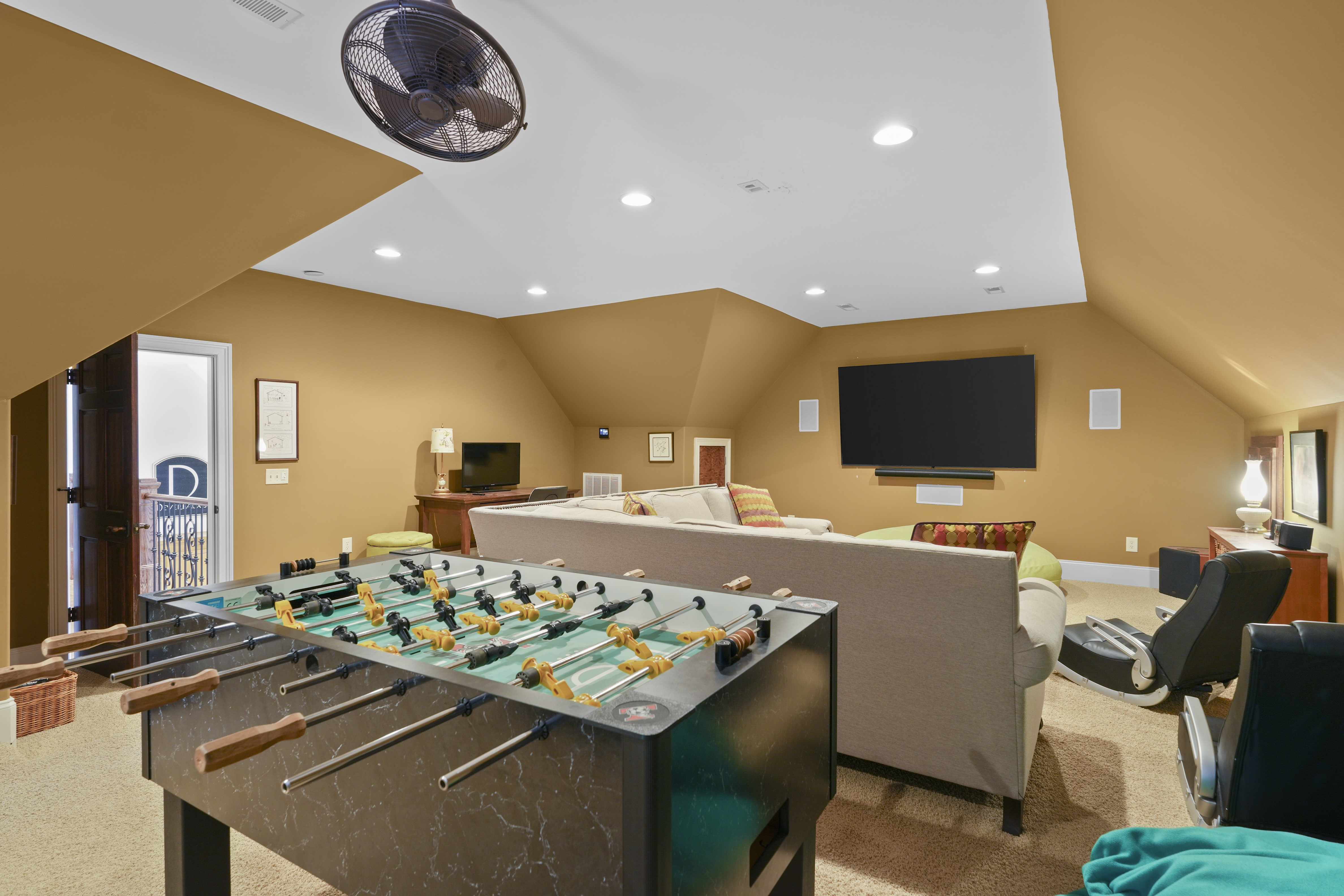 147 Reserve Drive 