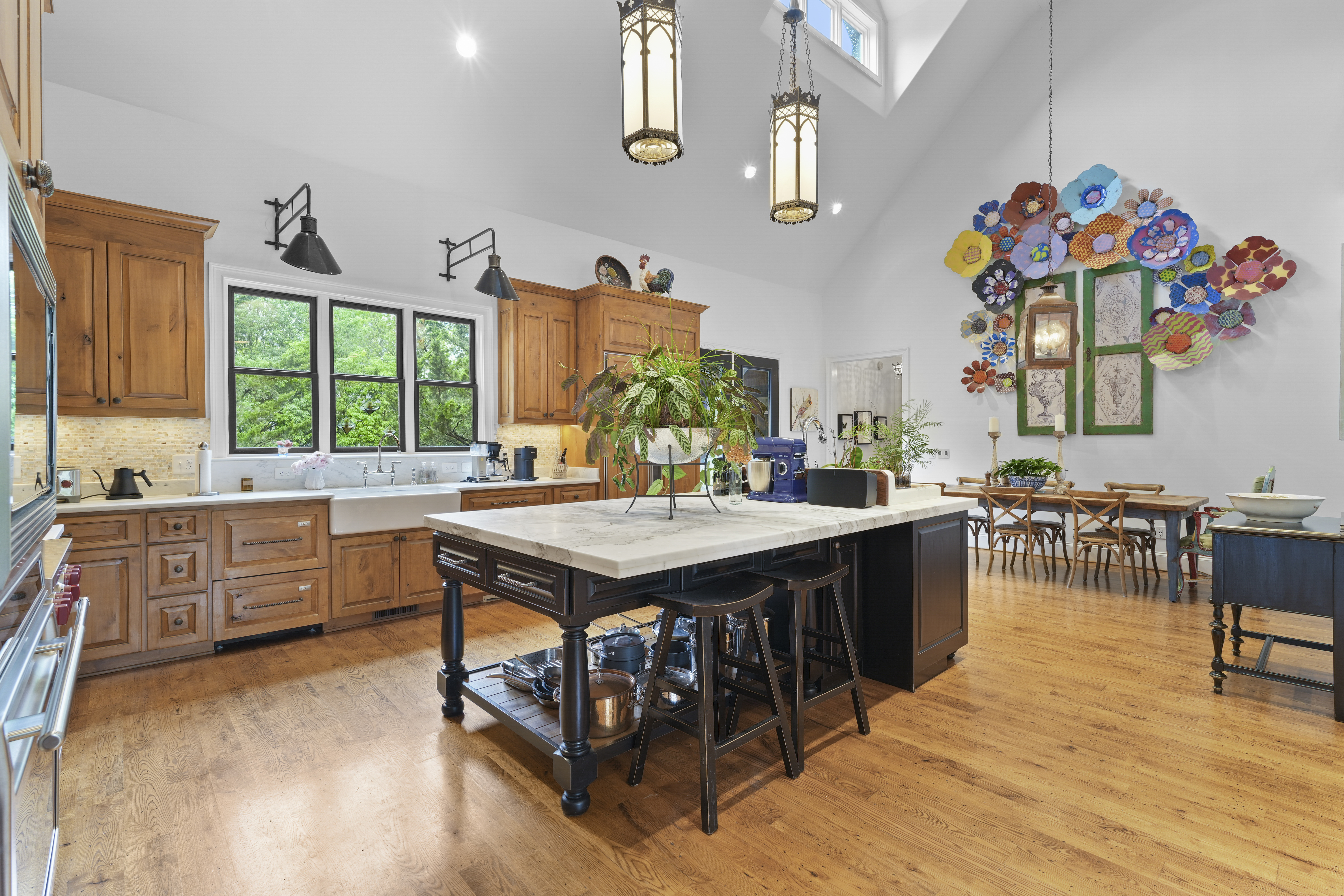 147 Reserve Drive 