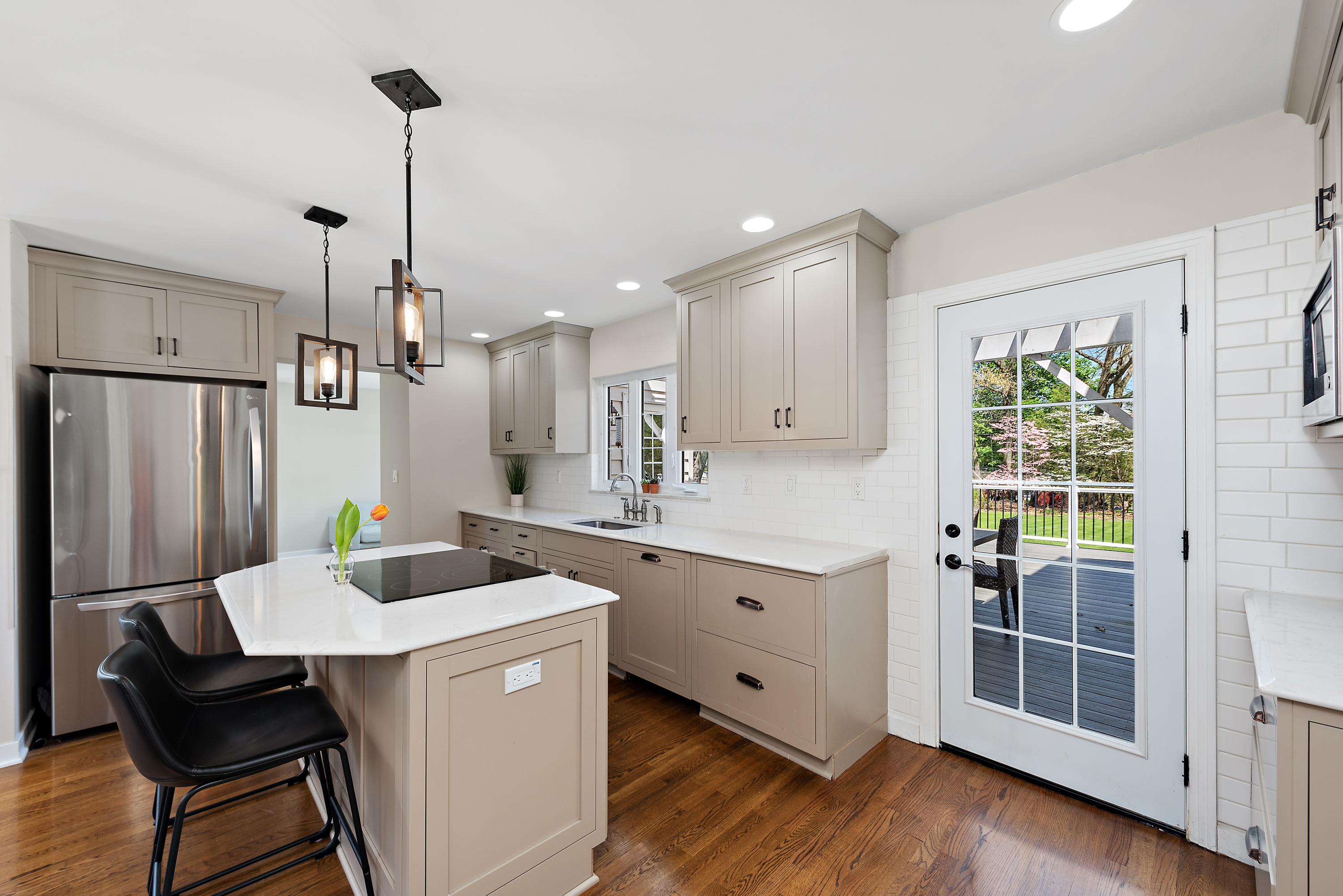 2320 Clearvue Road