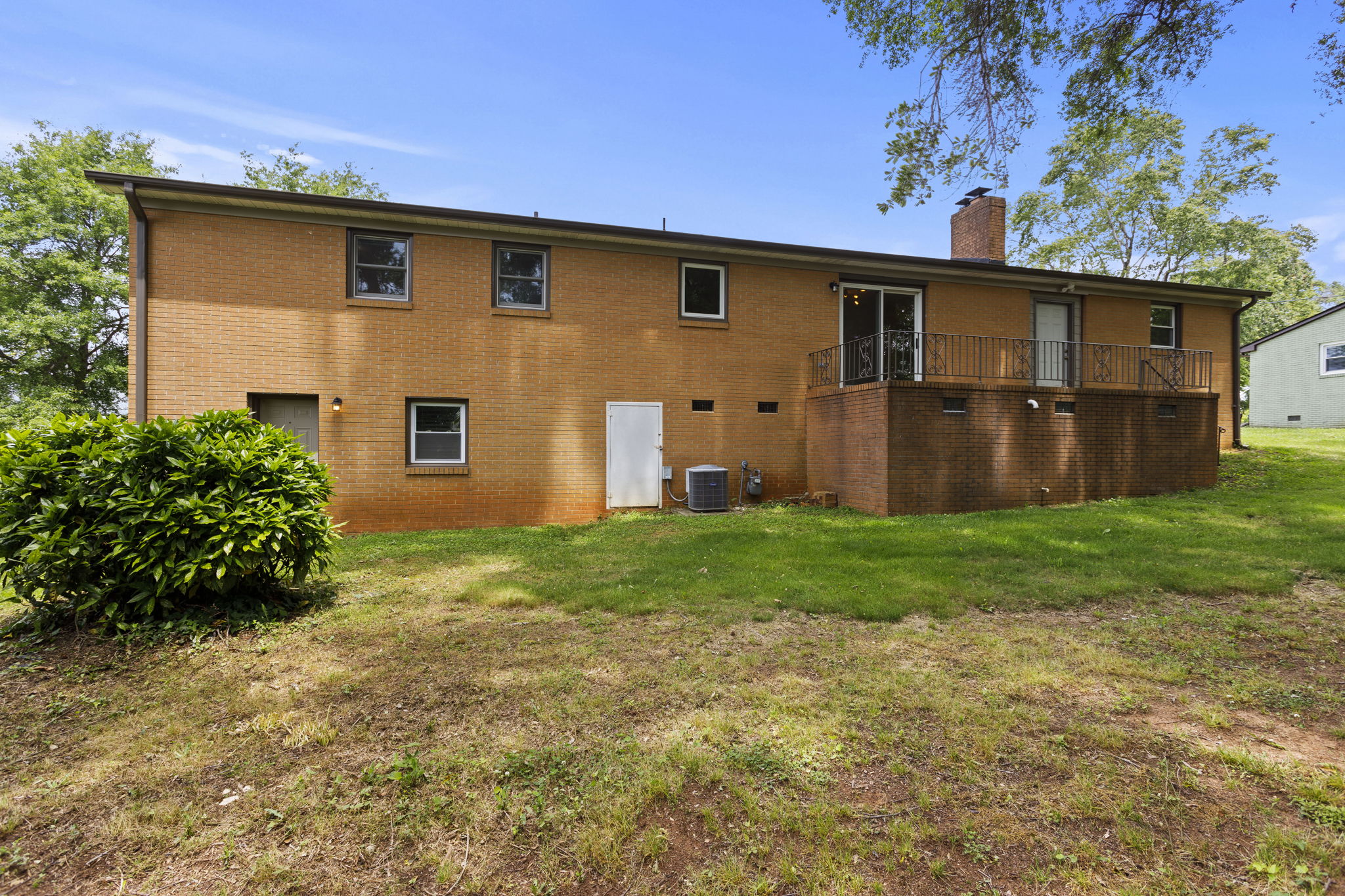 116 East Hill Drive 