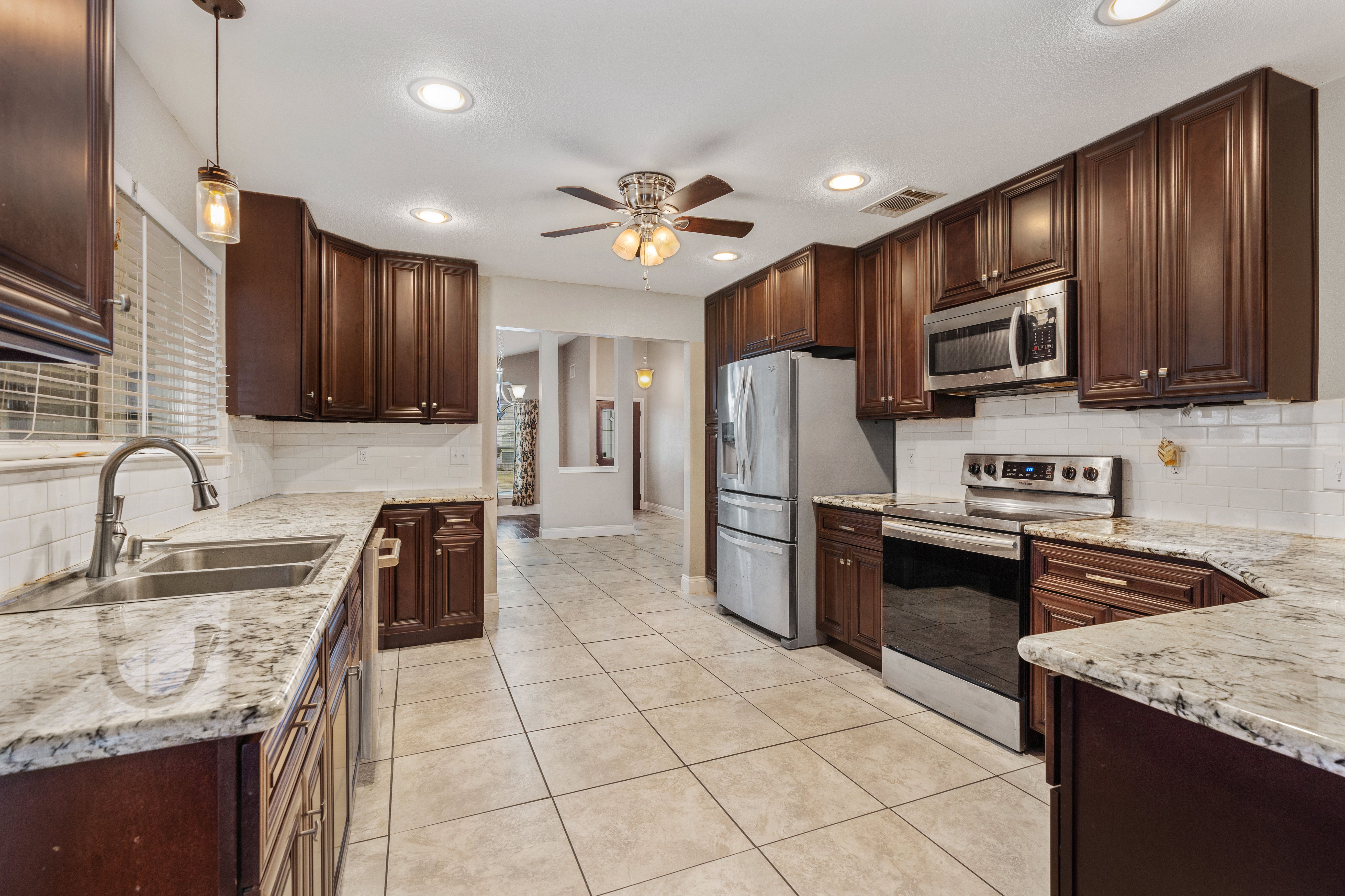 3418 Charleston Lane