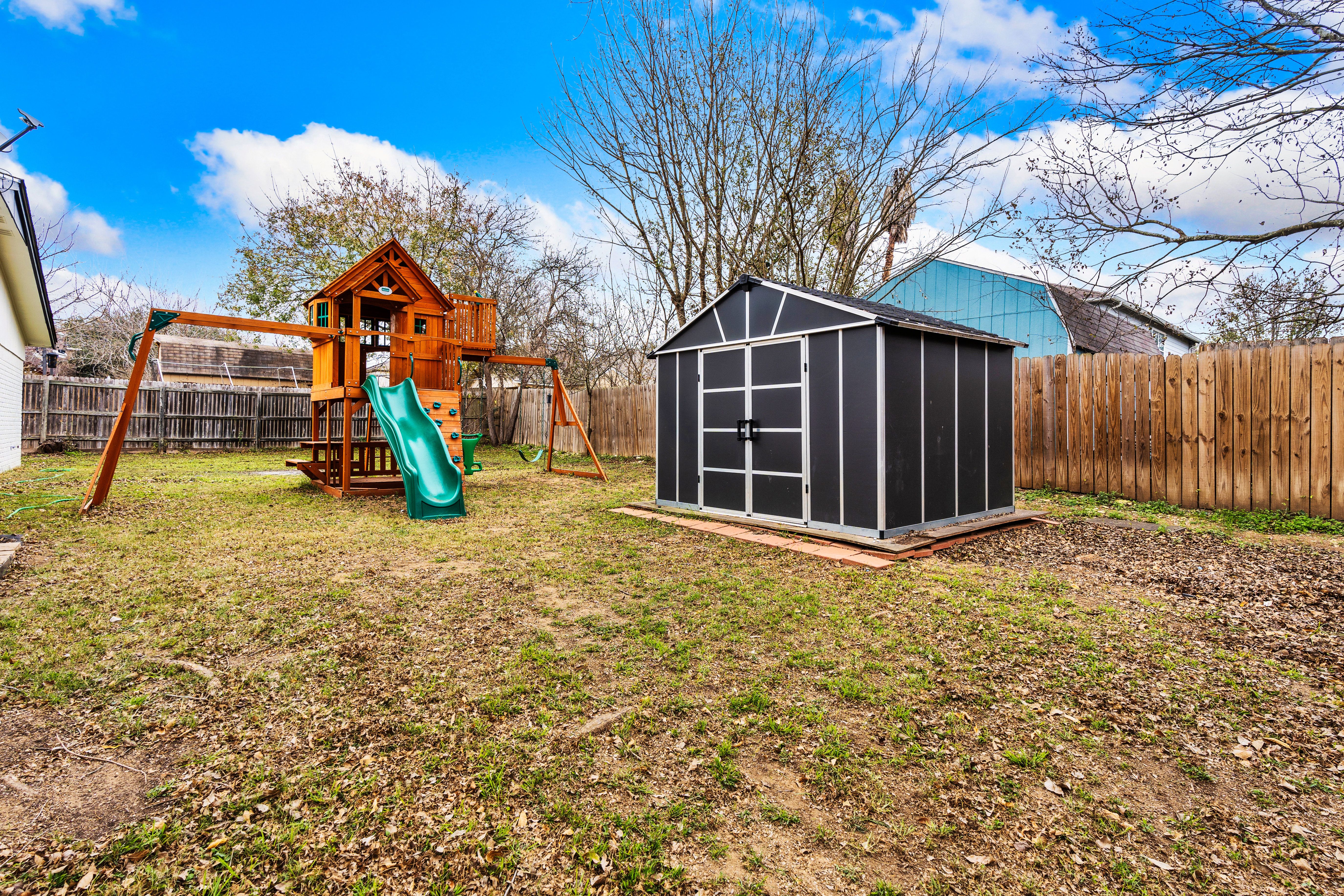 3418 Charleston Lane