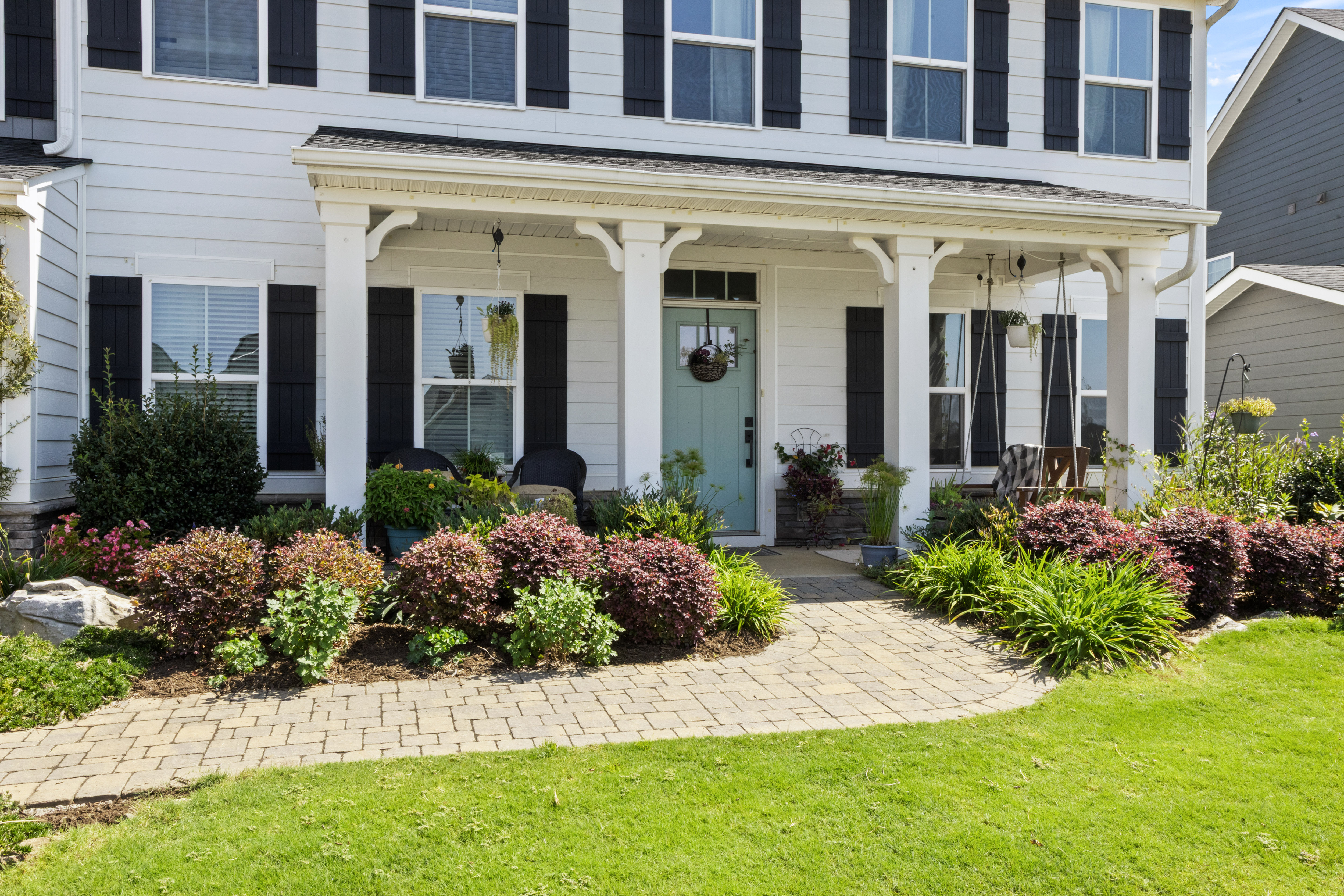 8 Blackfoot Road 