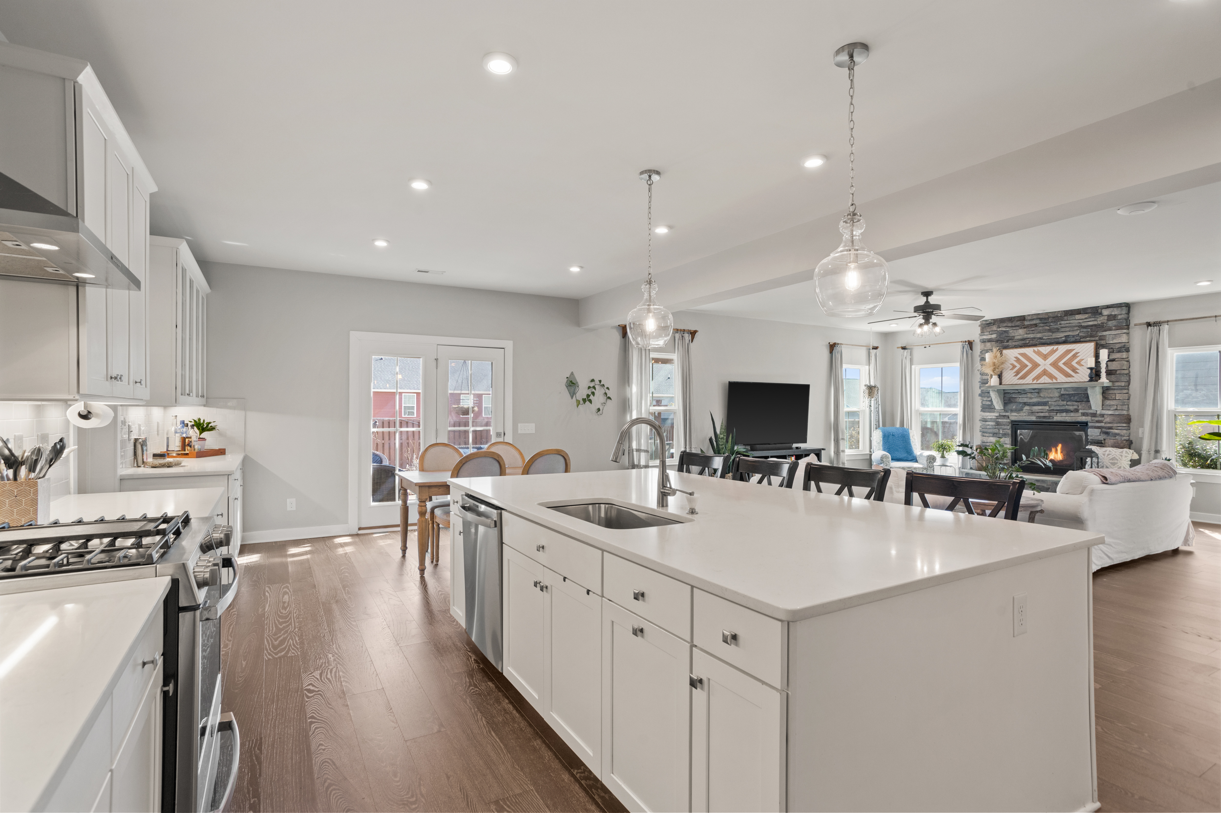 8 Blackfoot Road 
