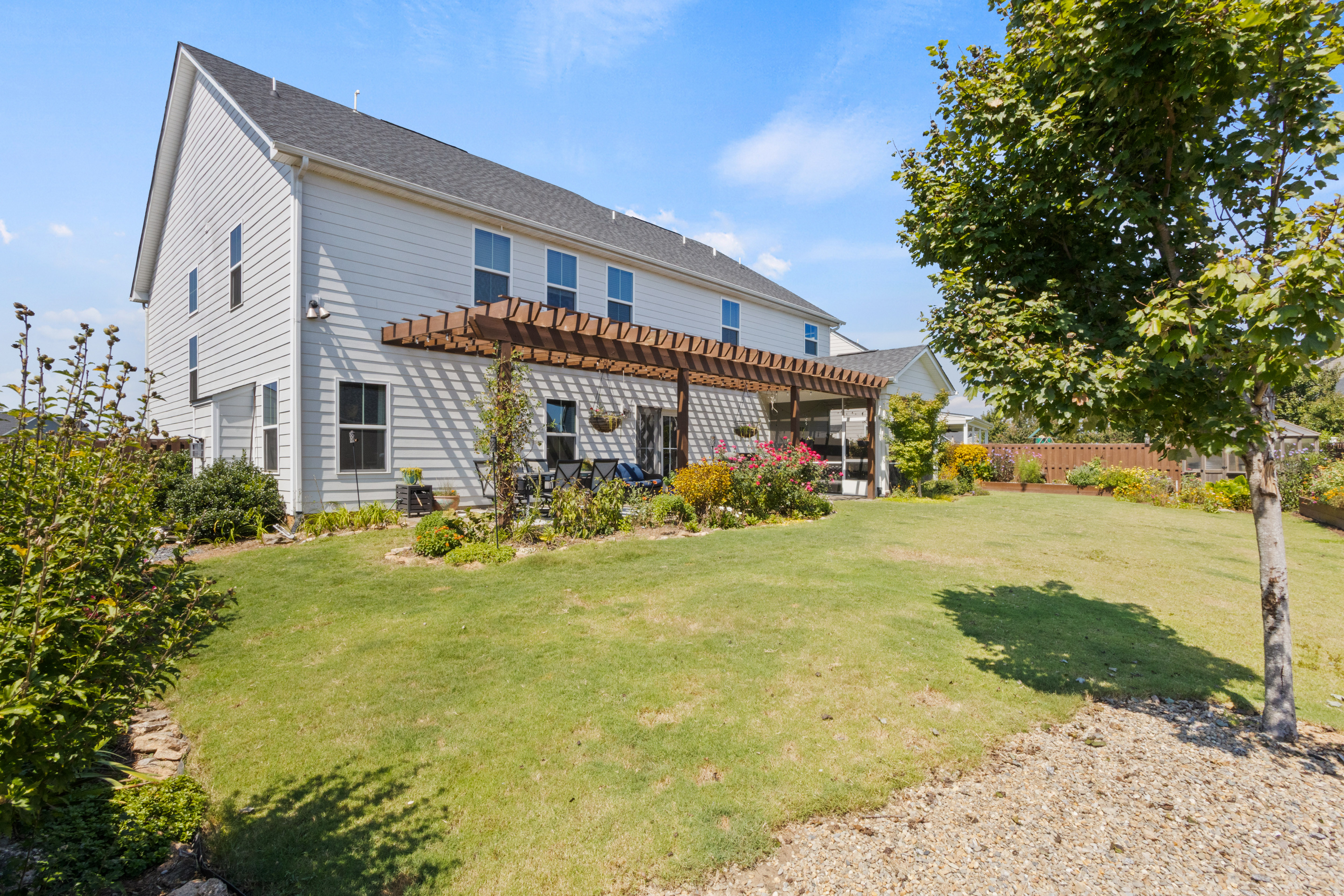 8 Blackfoot Road 