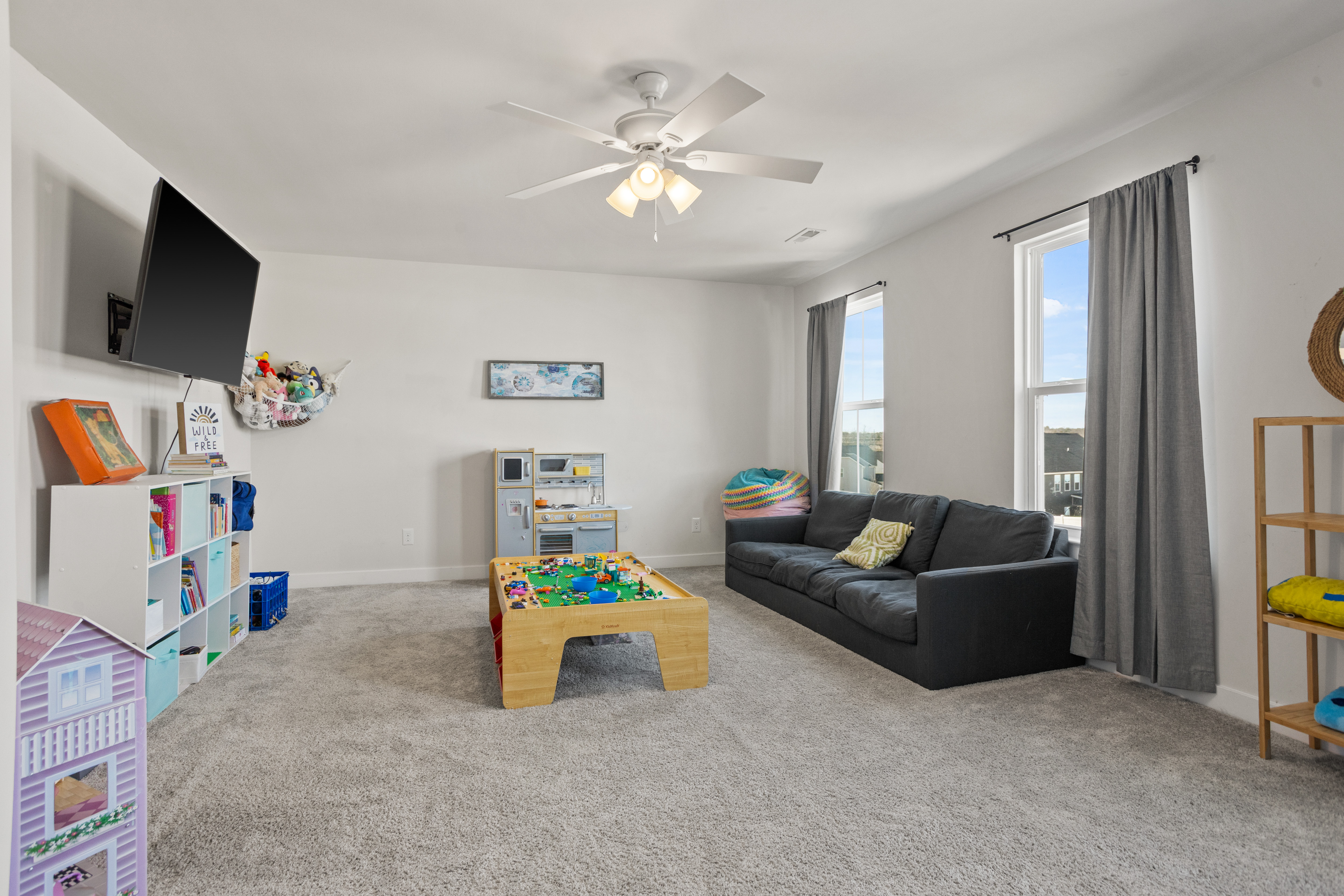 8 Blackfoot Road 
