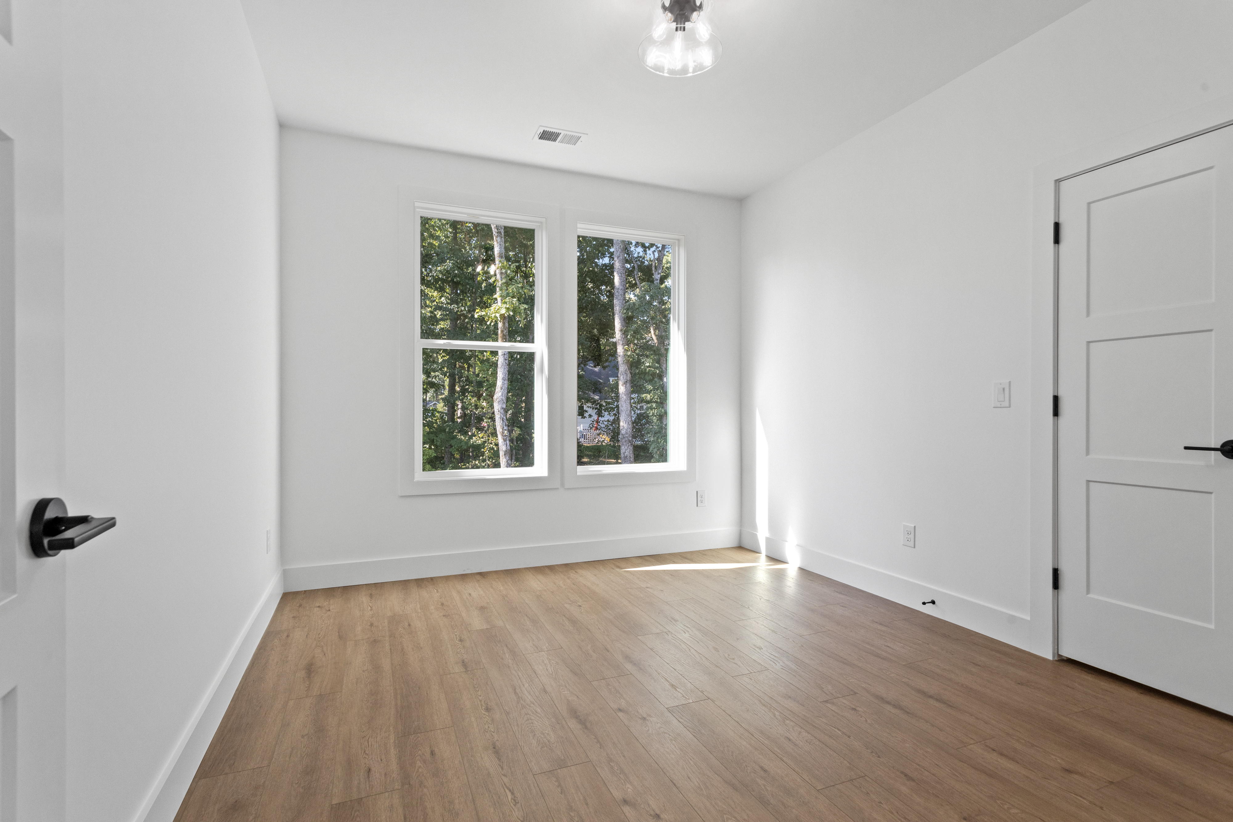 1 Inverrary Dr 