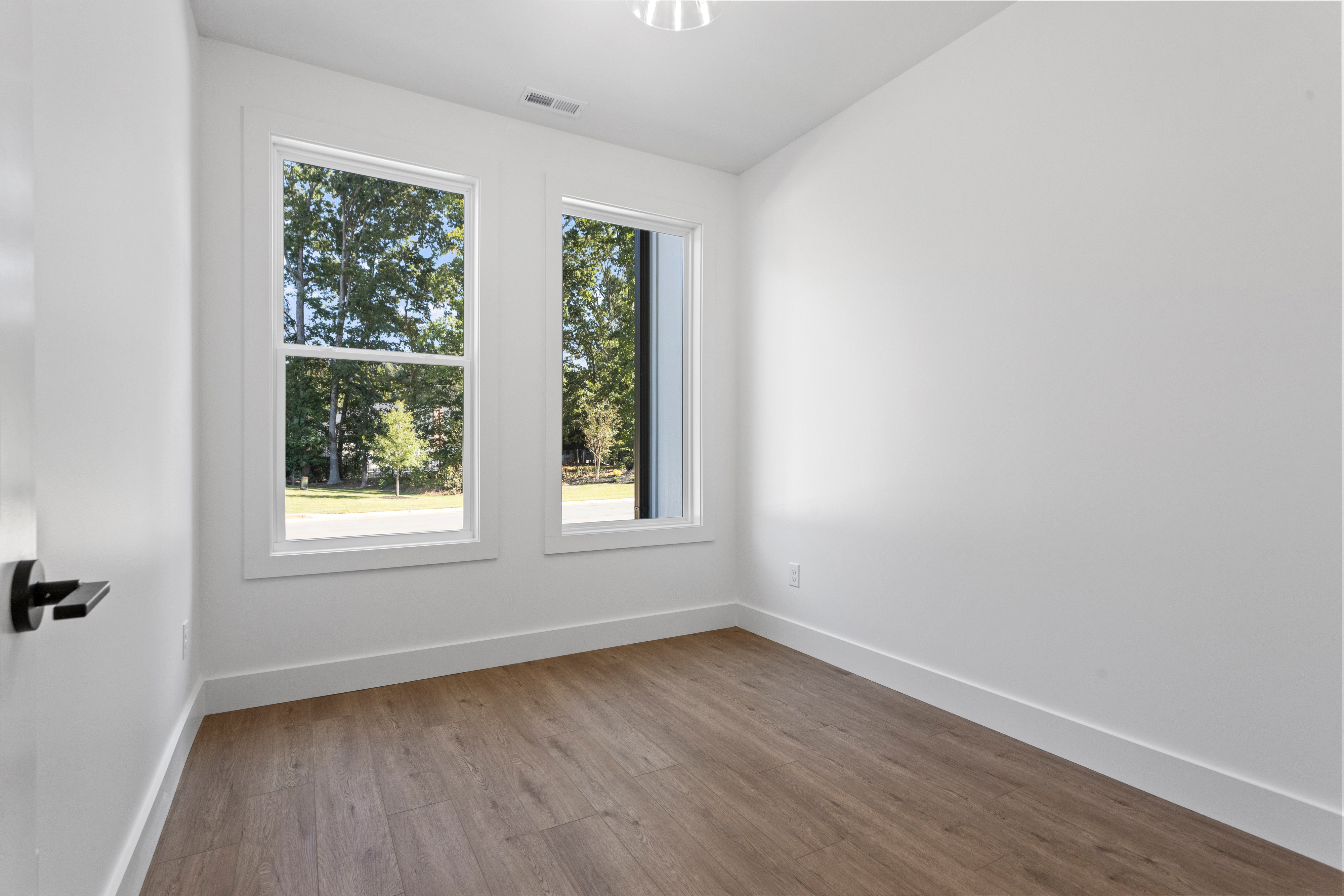 1 Inverrary Dr 