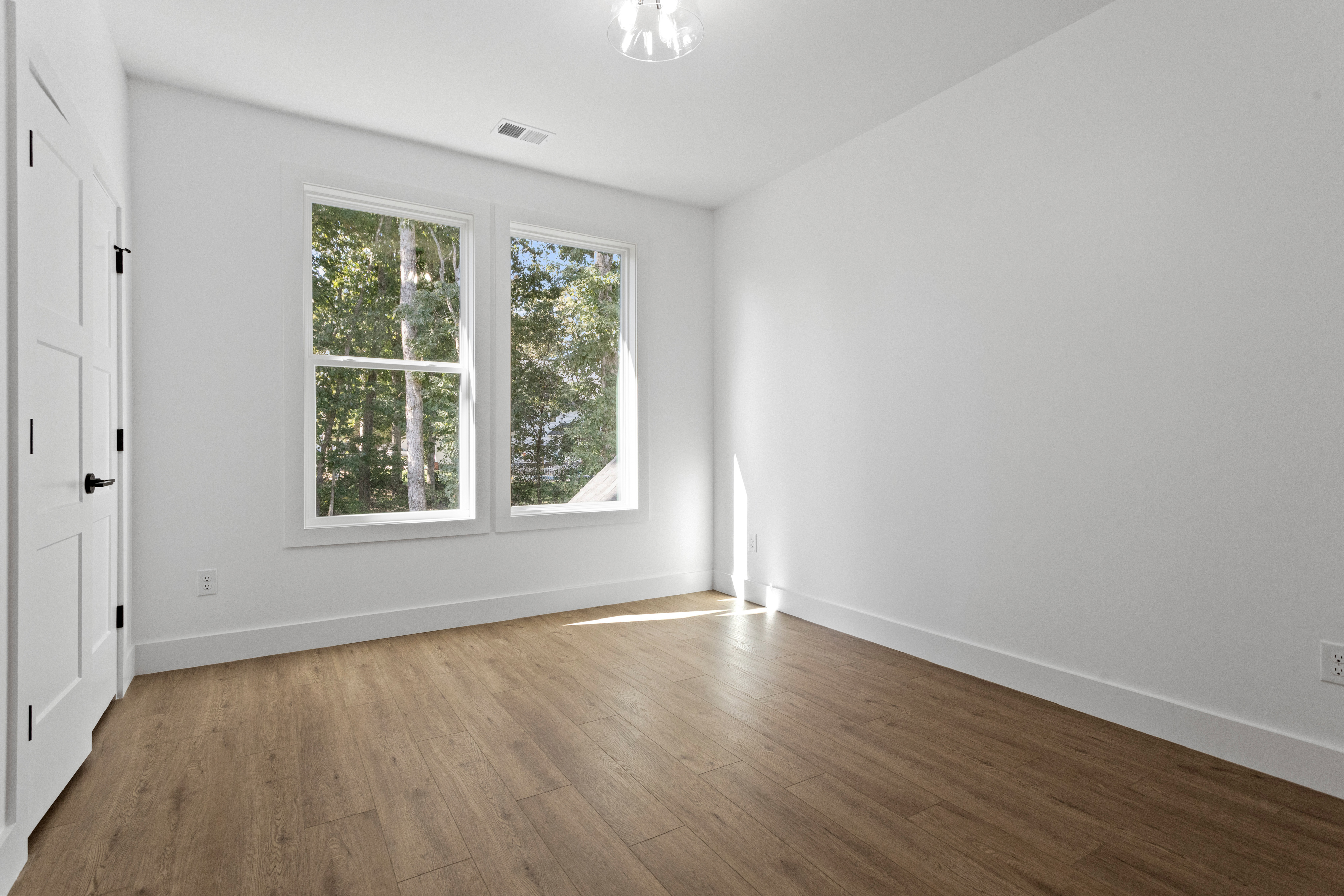 1 Inverrary Dr 
