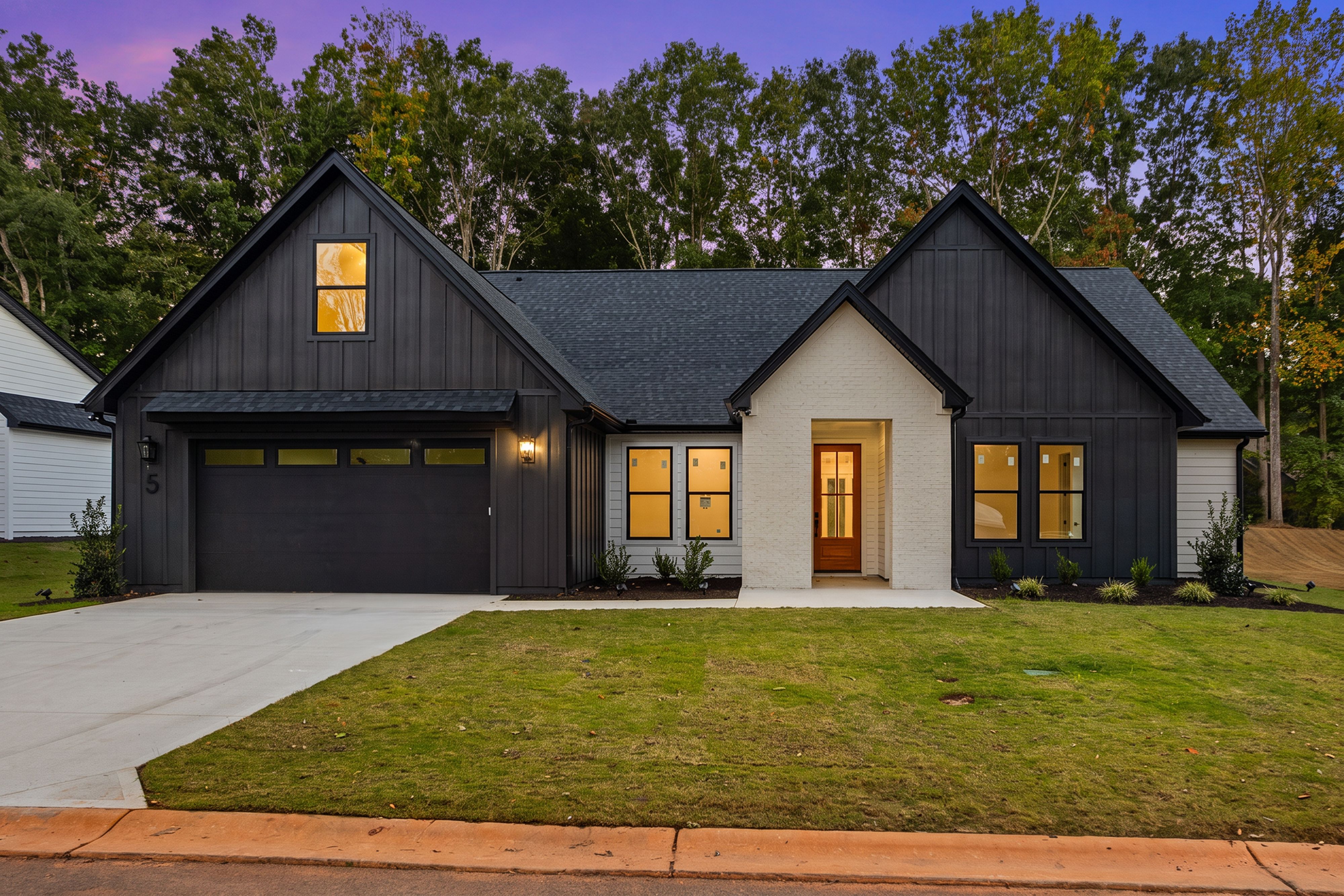 5 Inverrary Dr 
