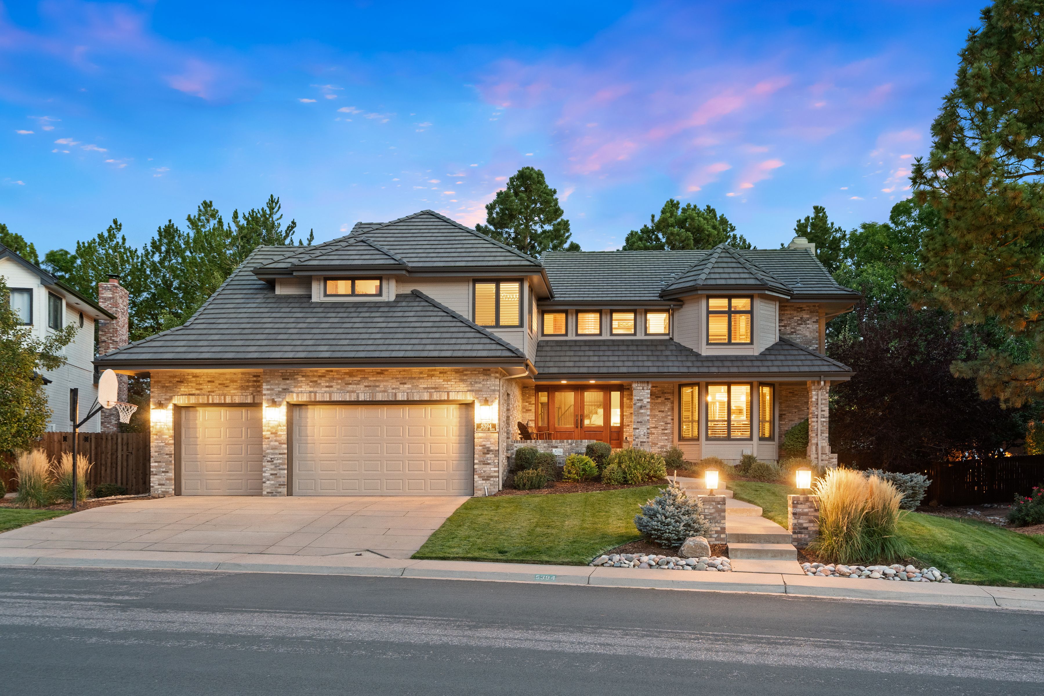 5394 E Otero Drive