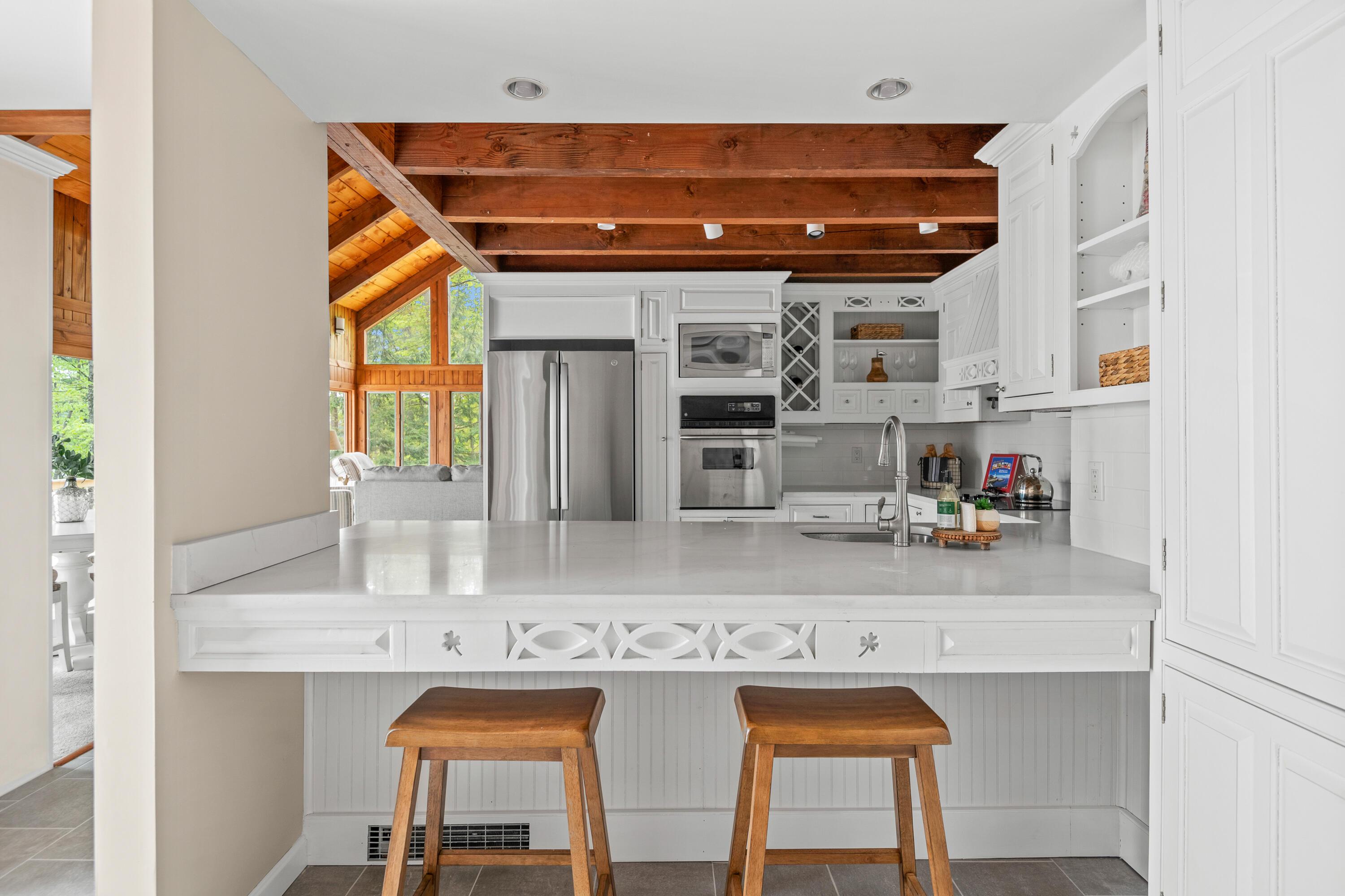 326 Mountain Road