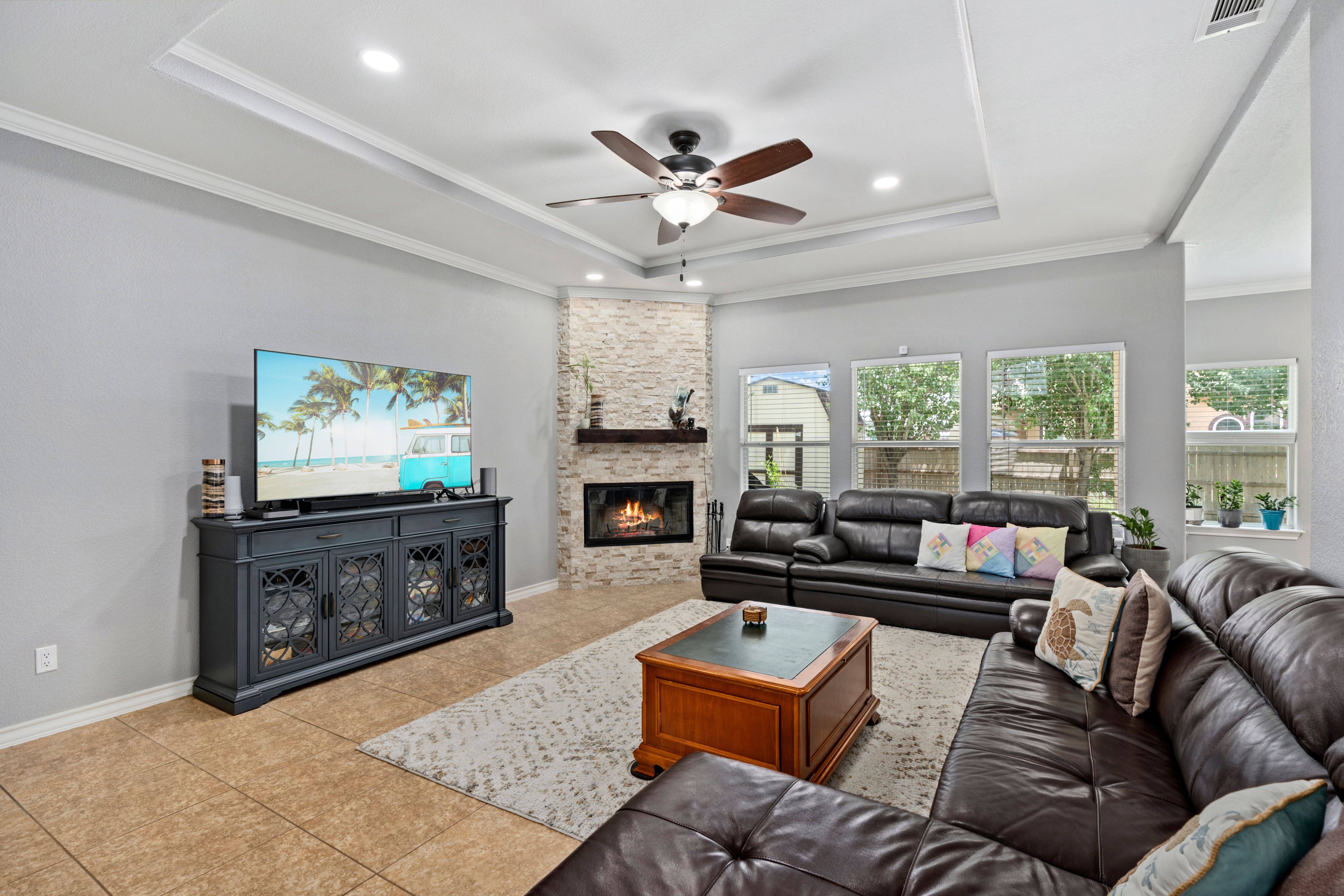 15522 York Lane
