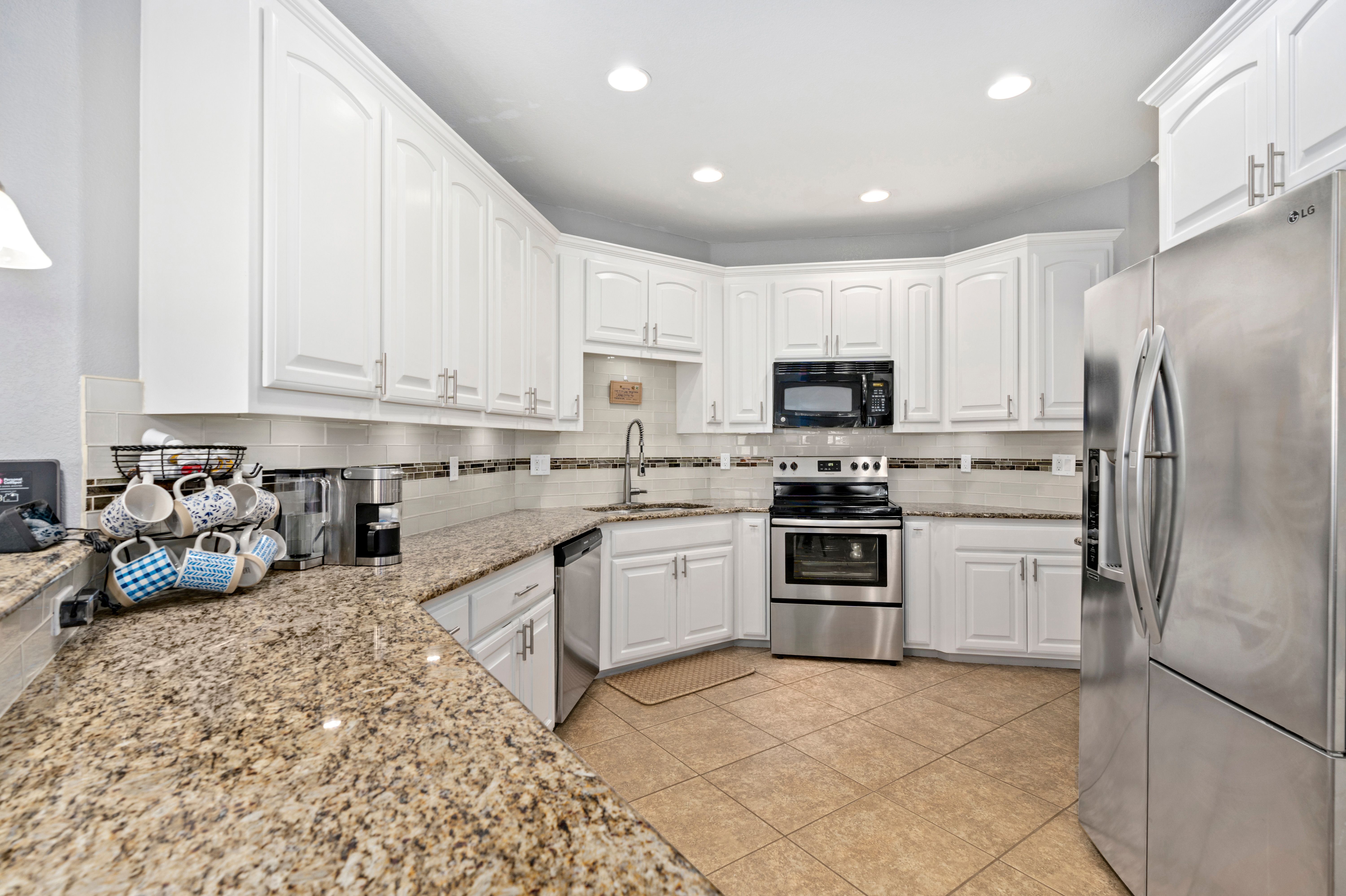 15522 York Lane