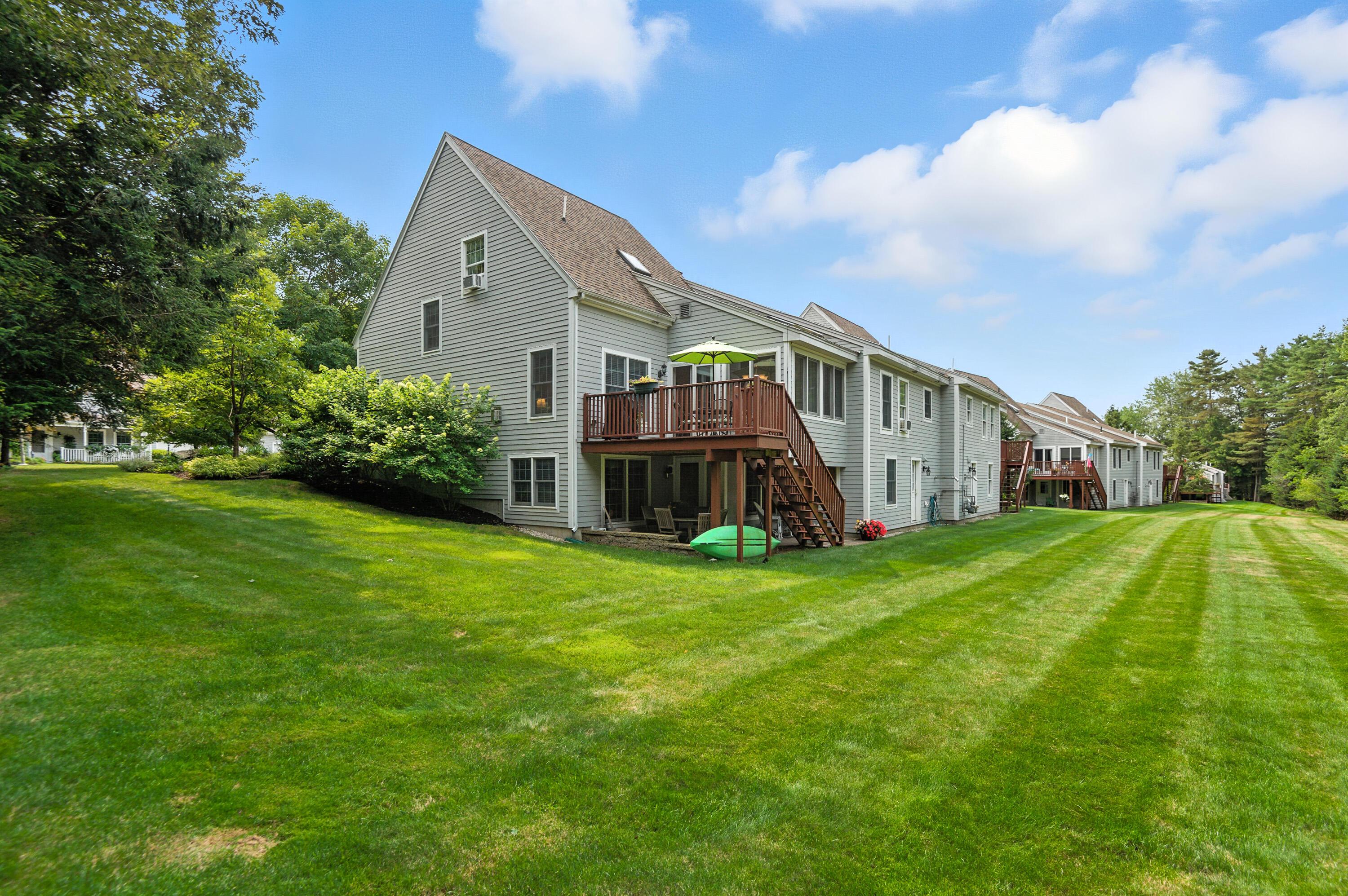 52 Gables Drive 52