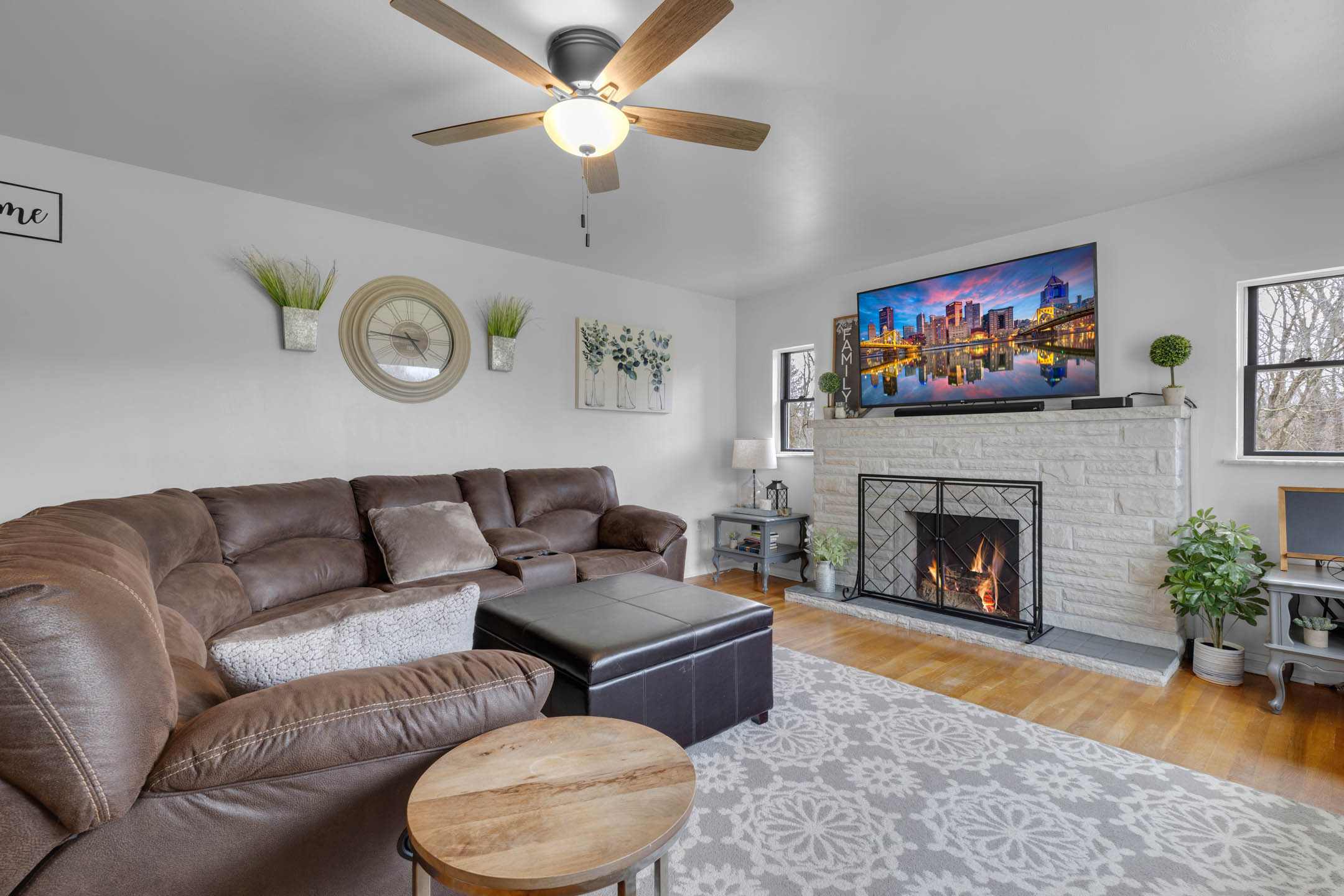 2604 Dechellis Street