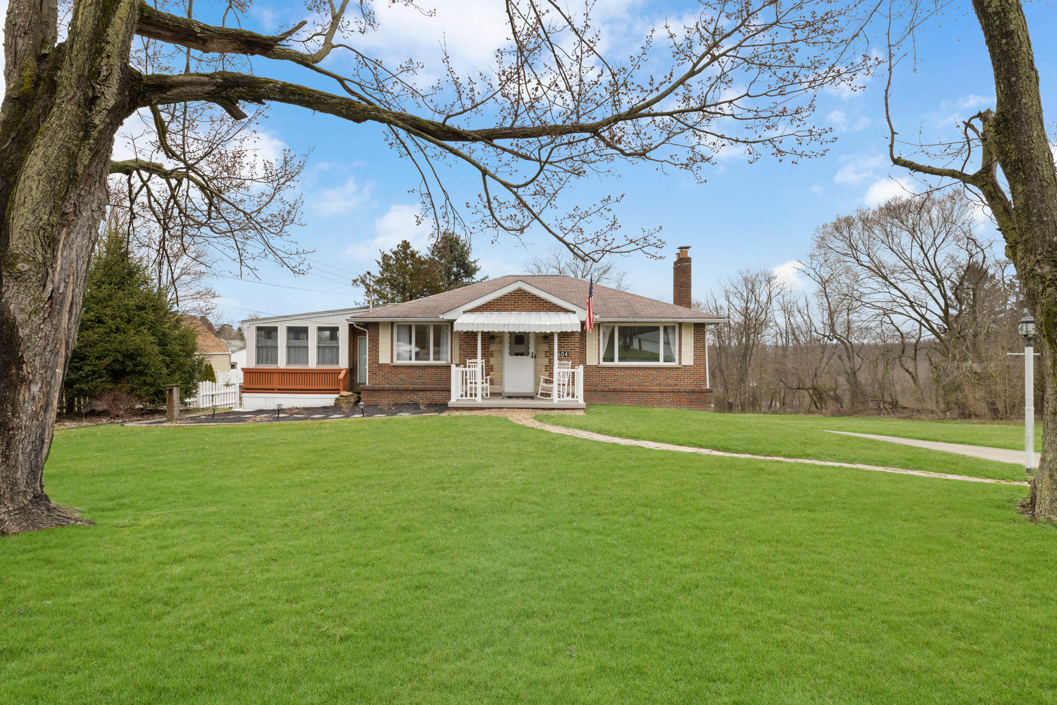 2604 Dechellis Street