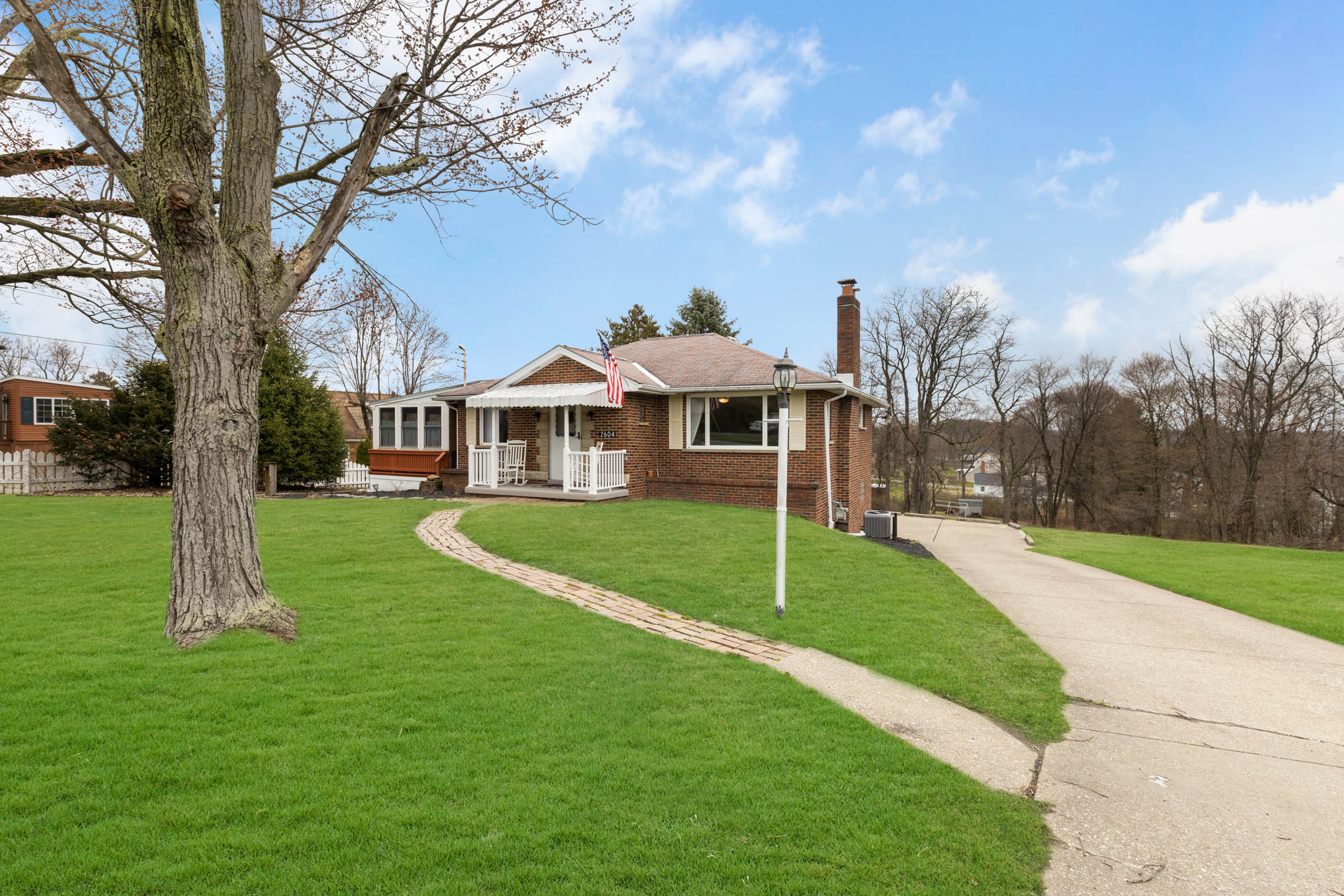 2604 Dechellis Street