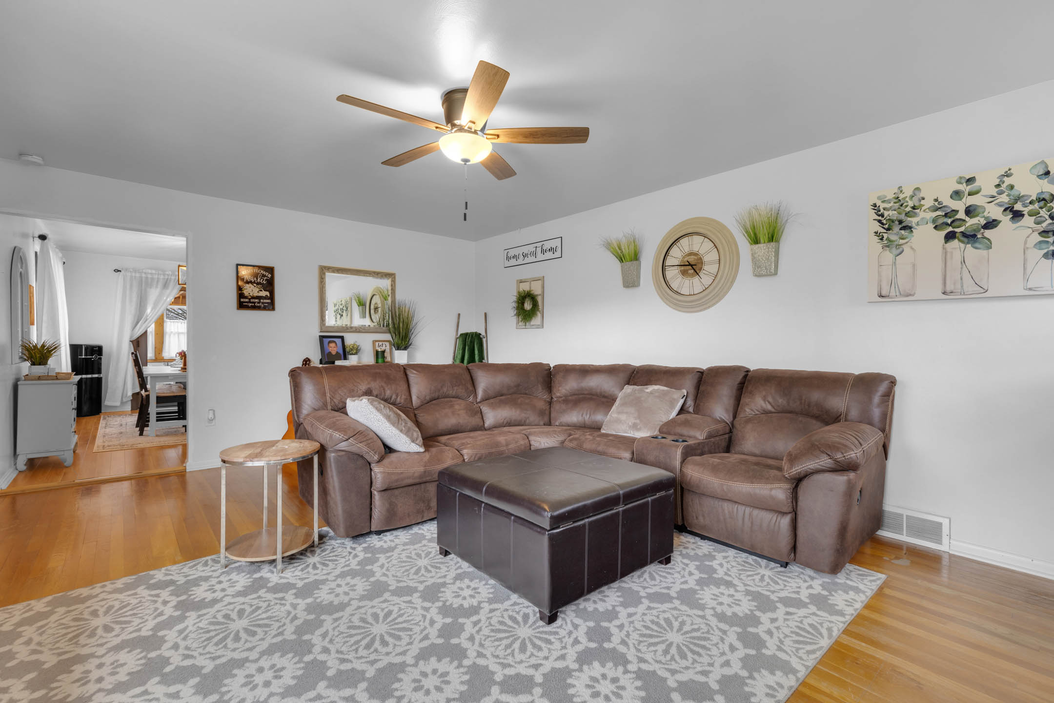 2604 Dechellis Street