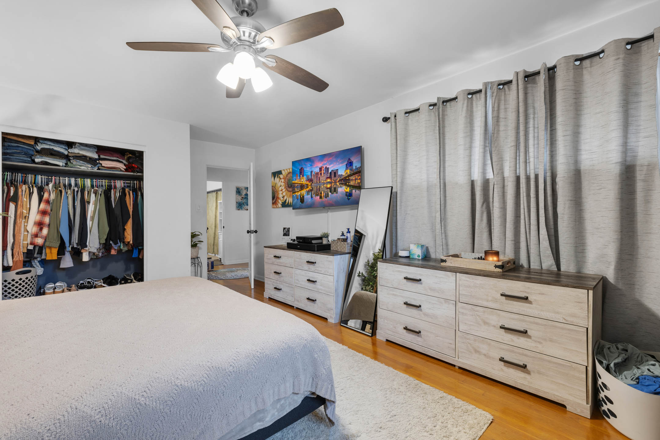 2604 Dechellis Street