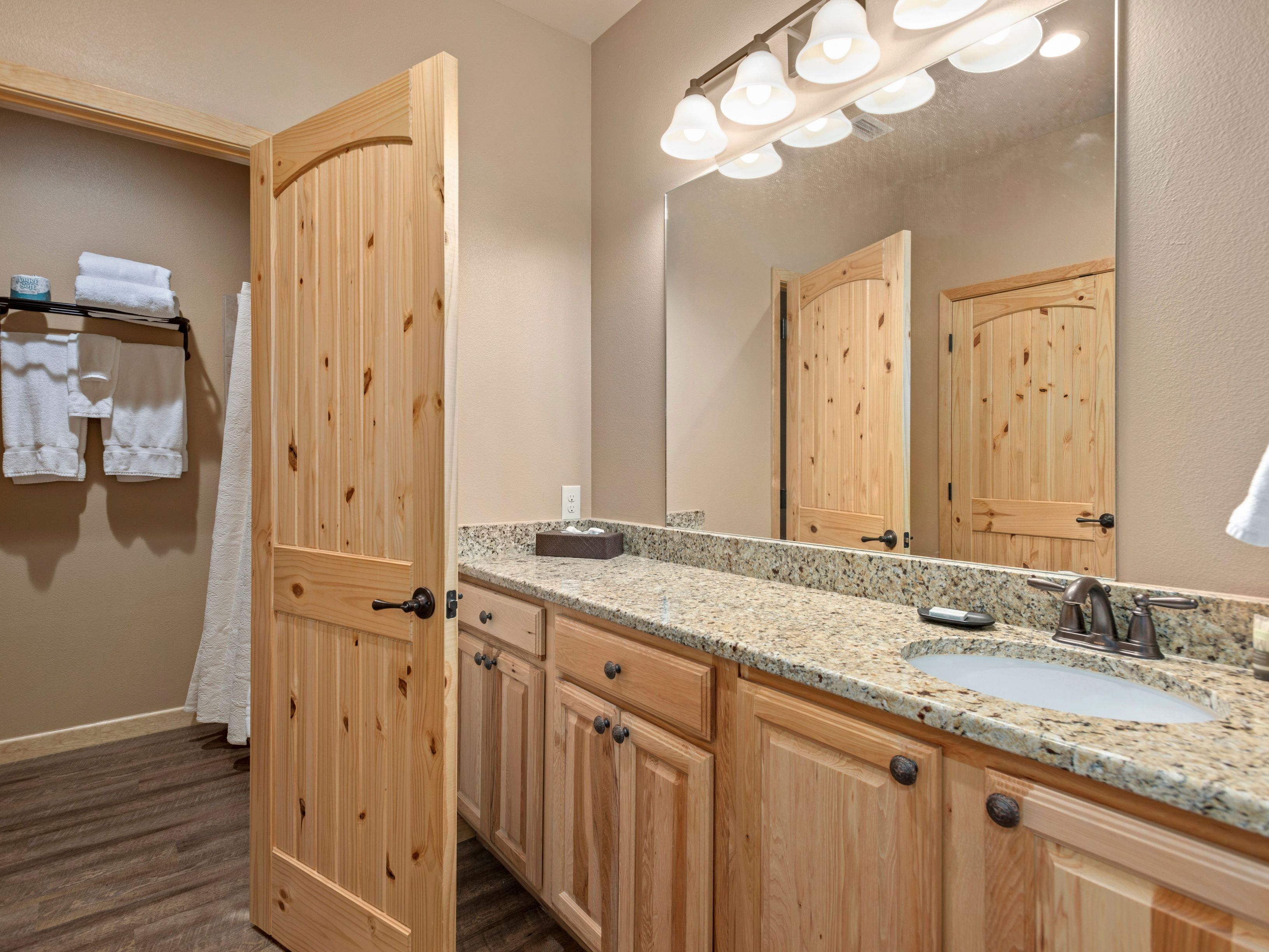 1554 Gruene Road Unit A16