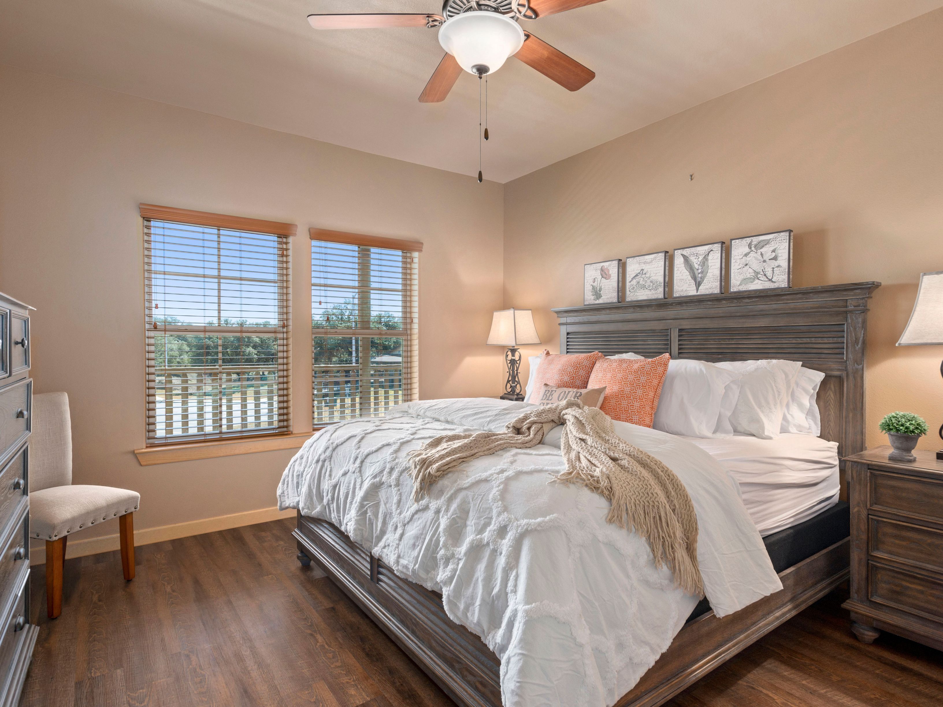 1554 Gruene Road Unit A16