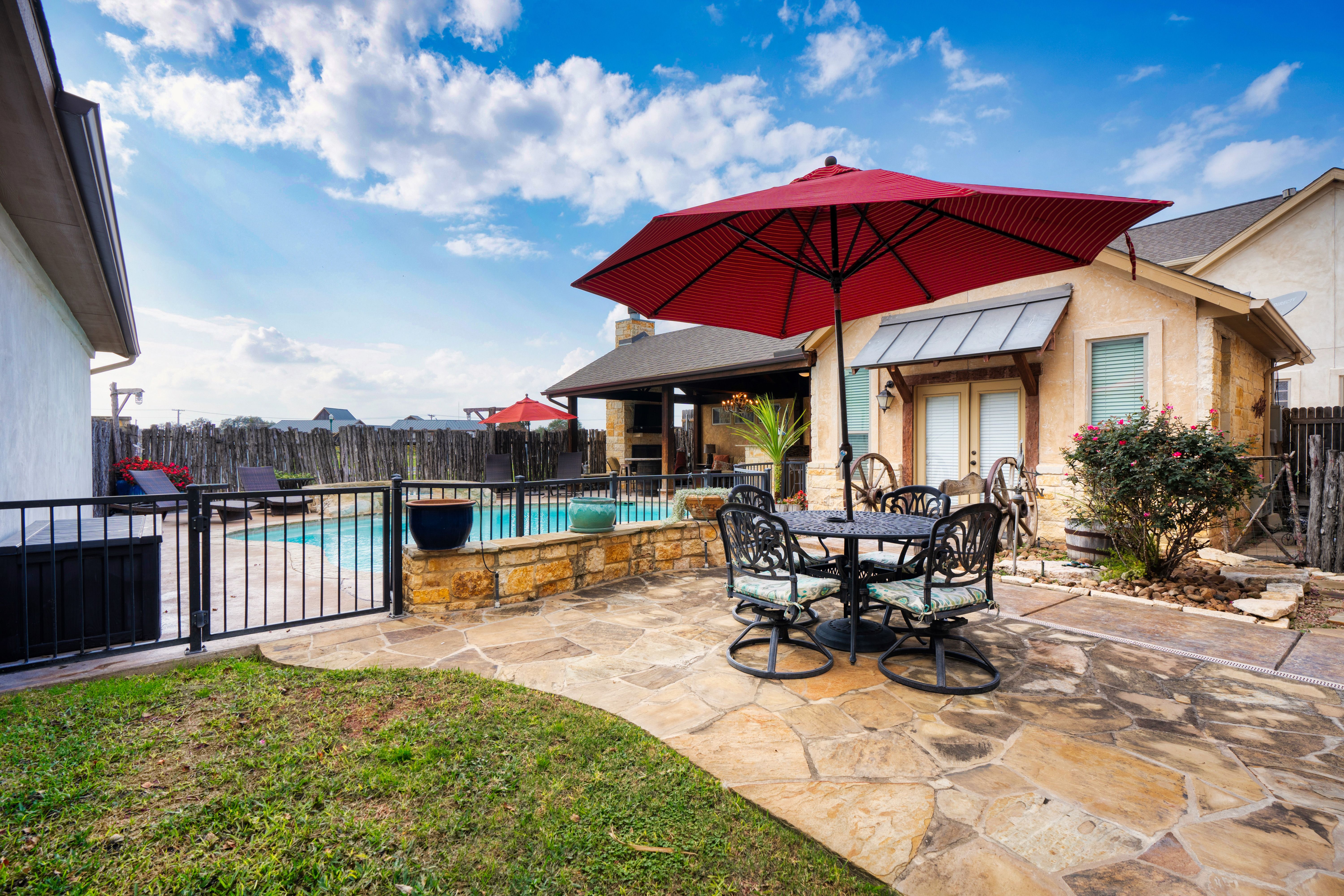 1207 Gruene Valley Circle