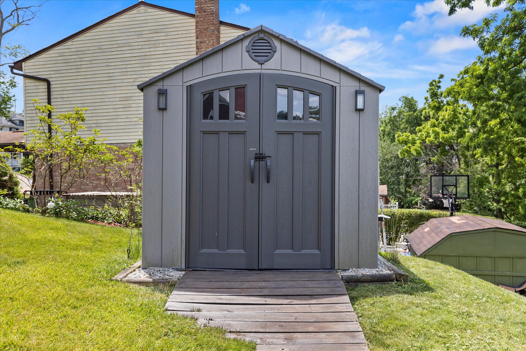 3440 Mcroberts Road