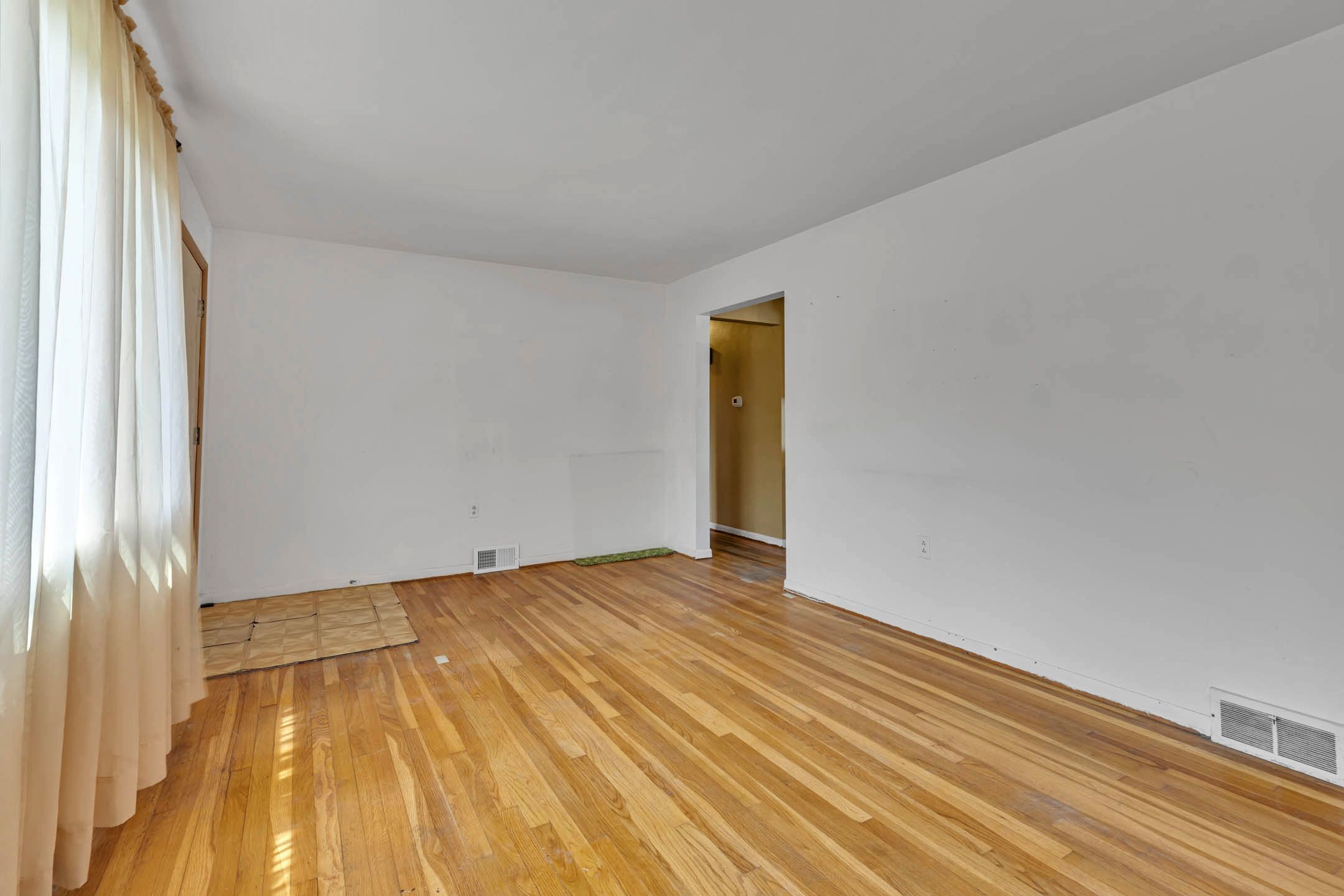 1287 S Walnut Street