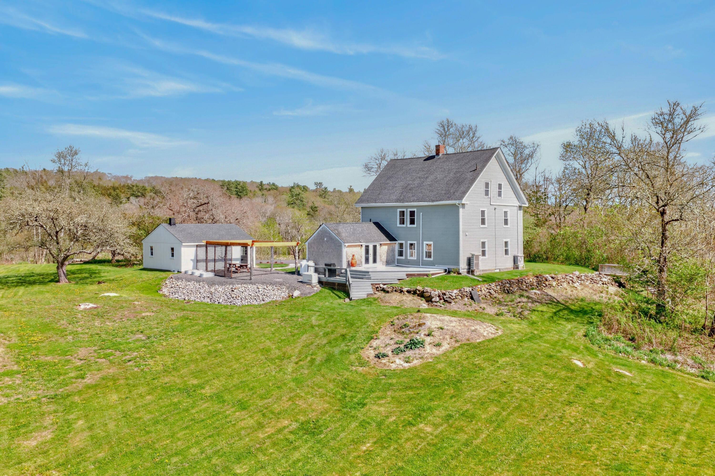 279 Middle Road