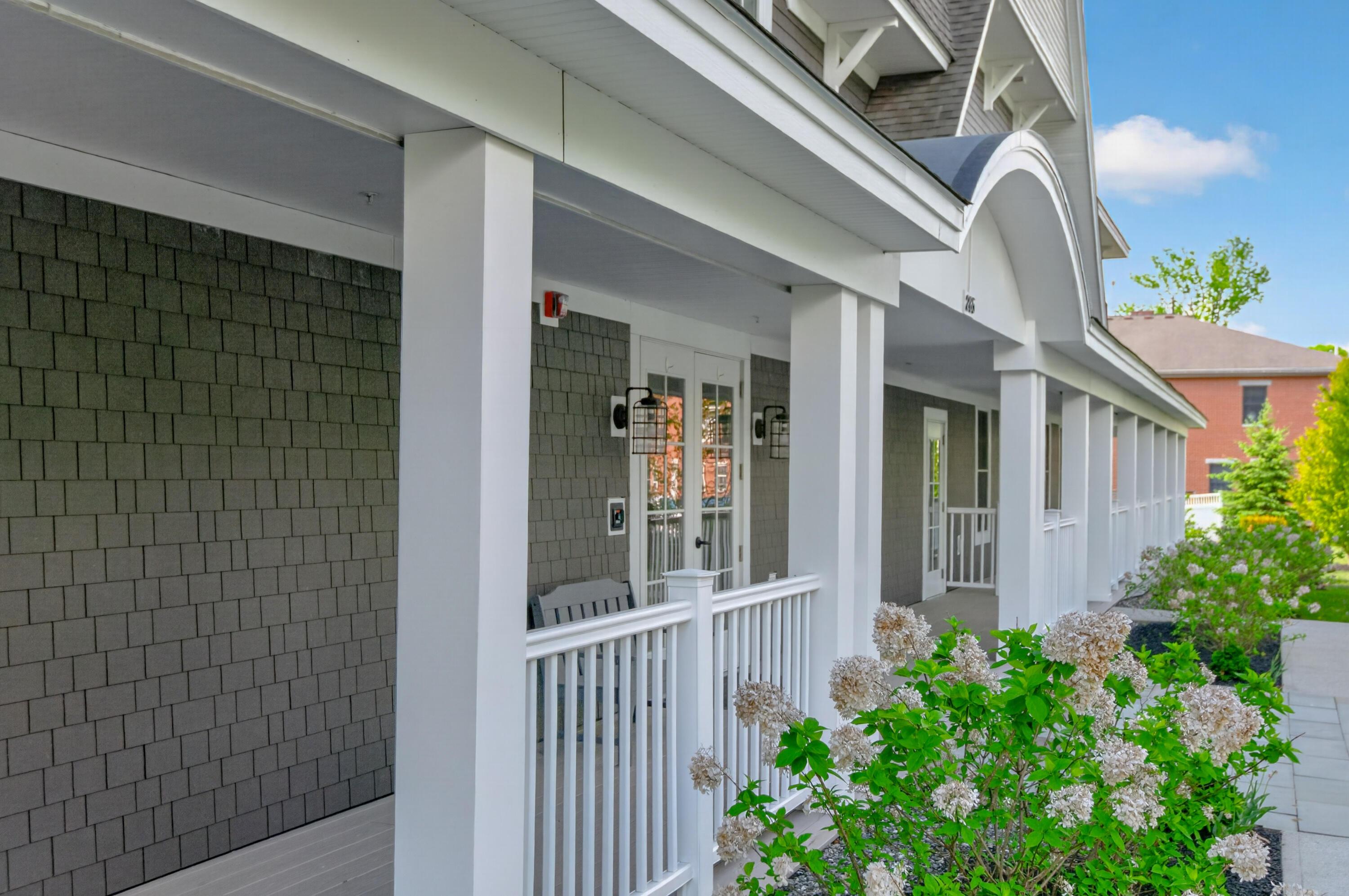 285 Front Street 302