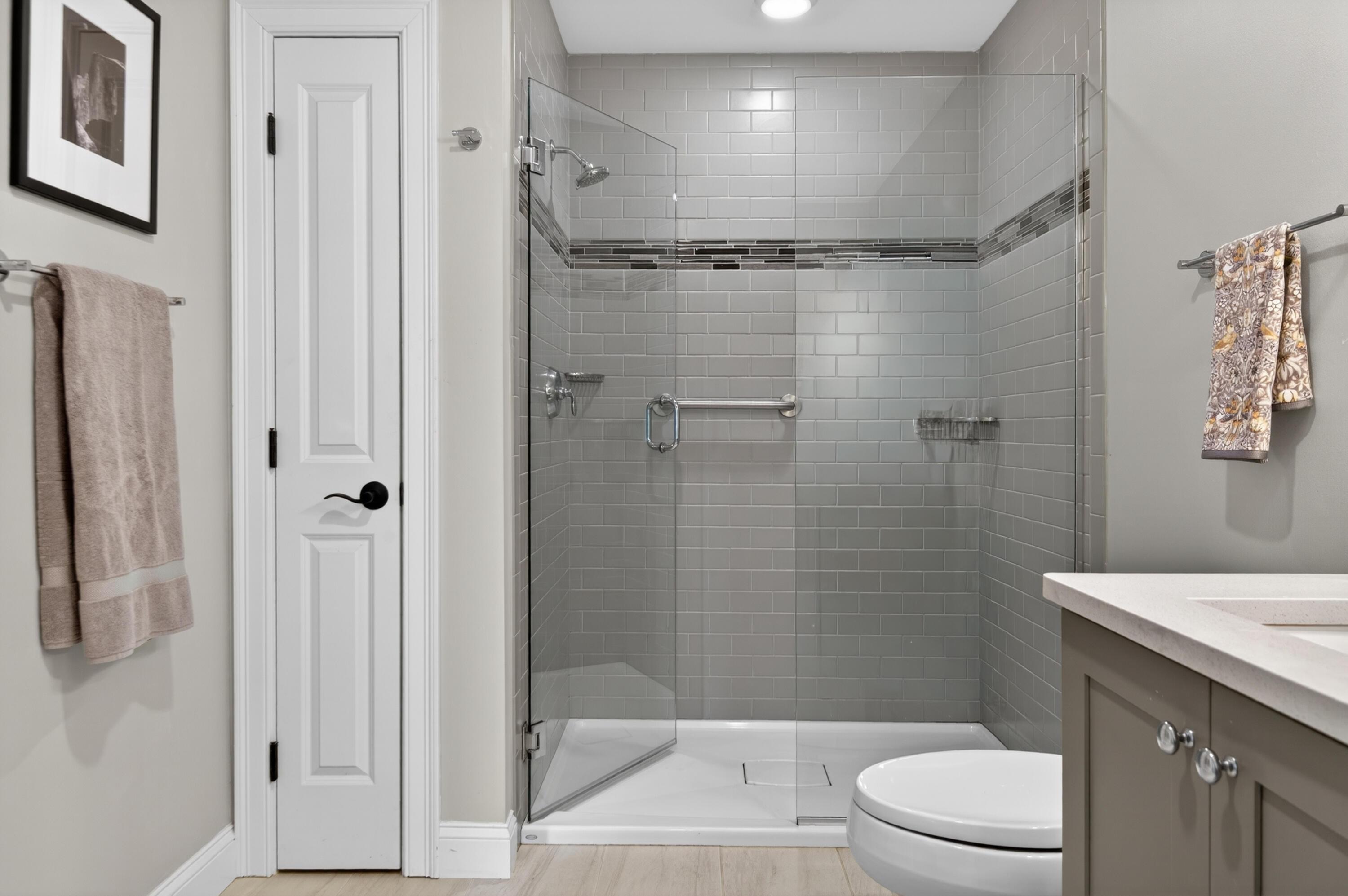 285 Front Street 302