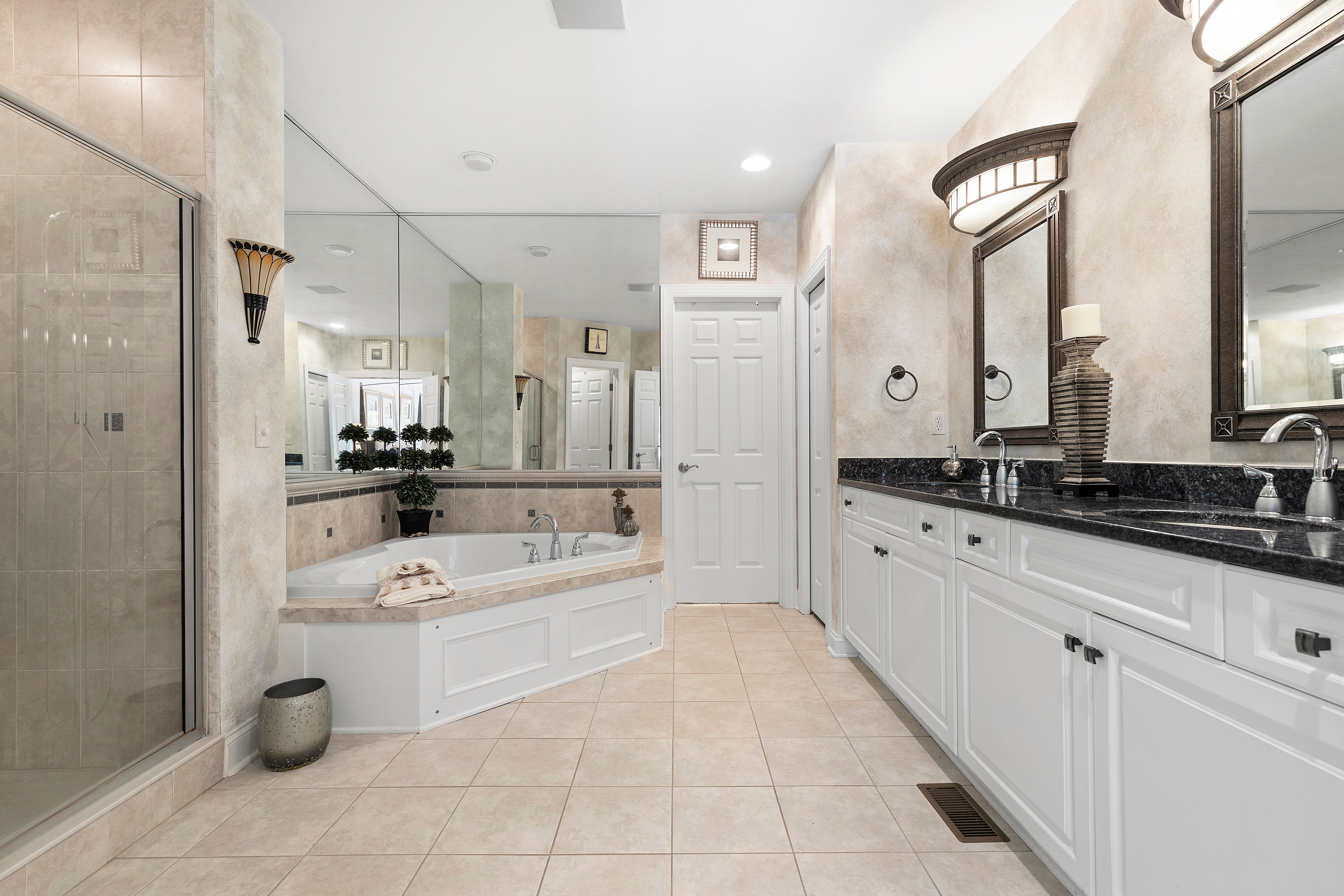 601 Applehill Court