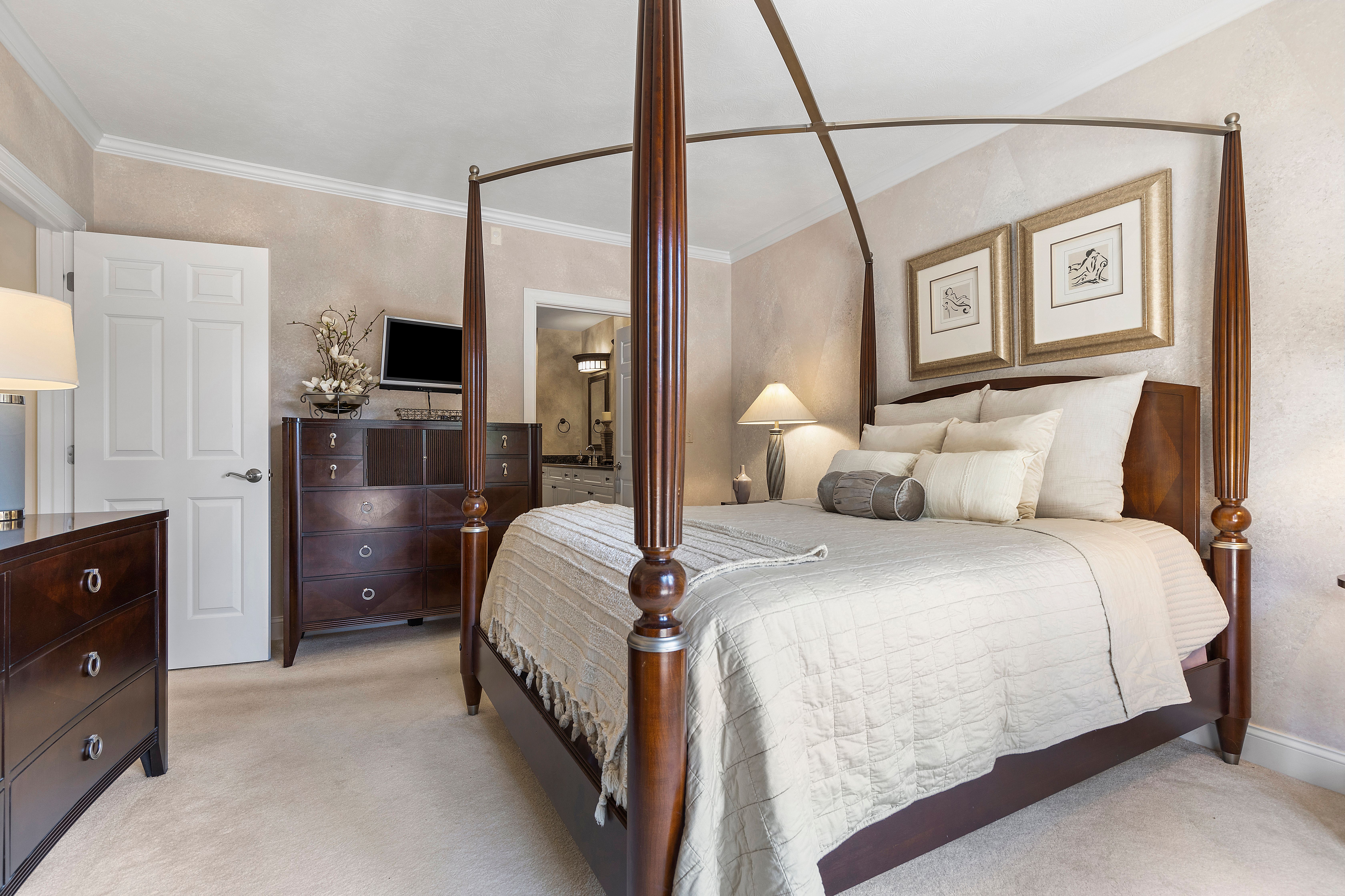 601 Applehill Court