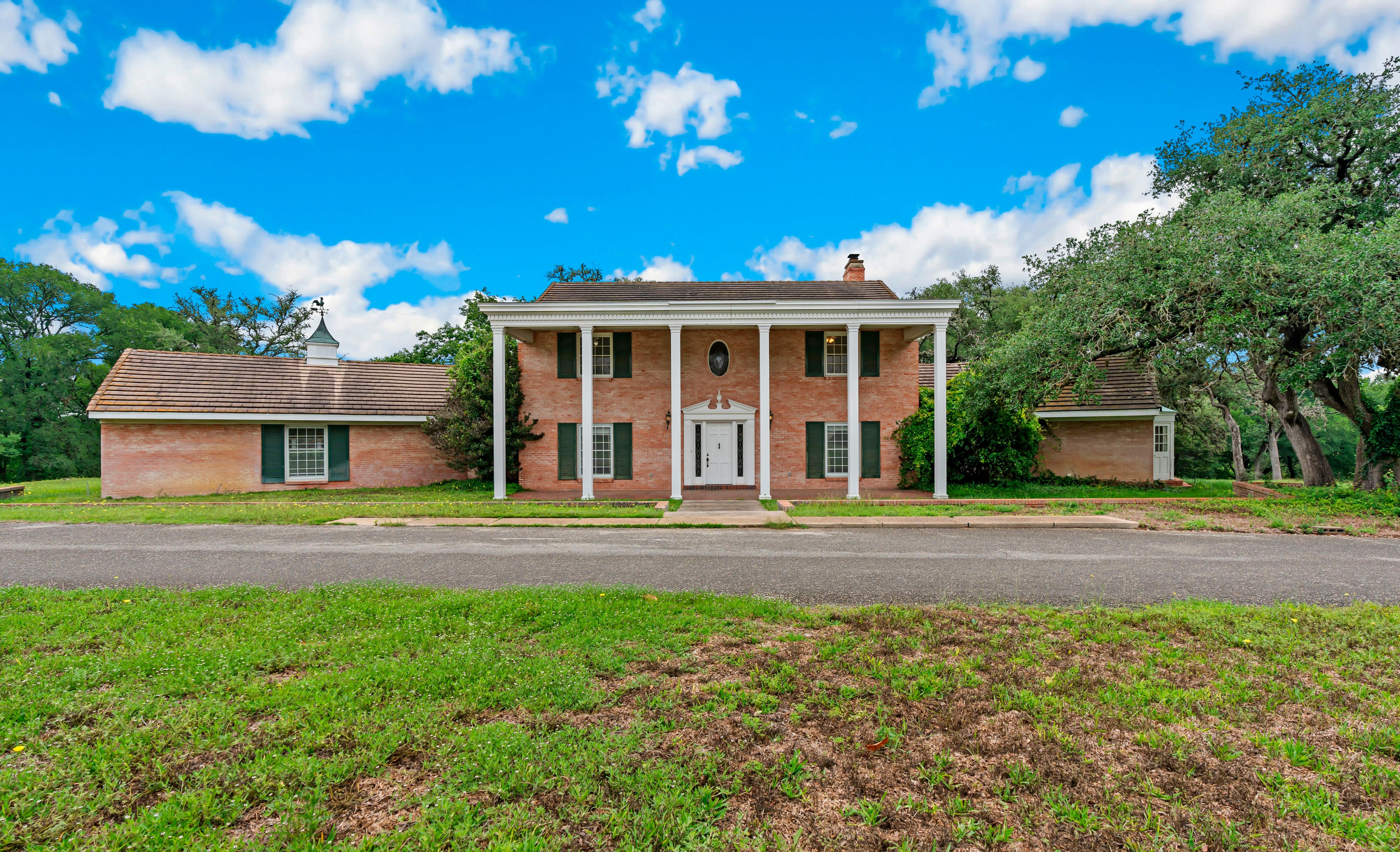 1901 Mount Vernon Street 