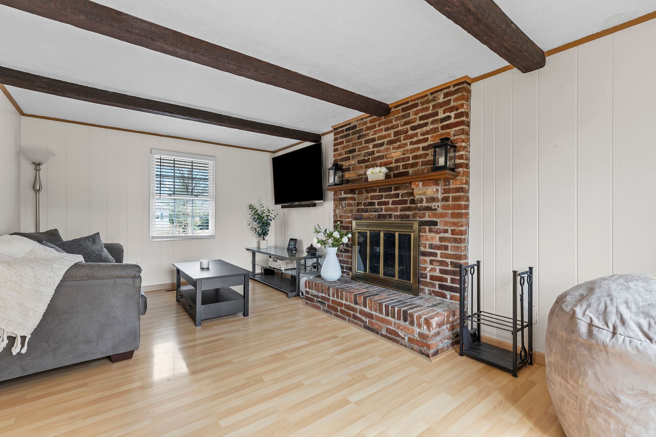 1509 Sandhurst Drive