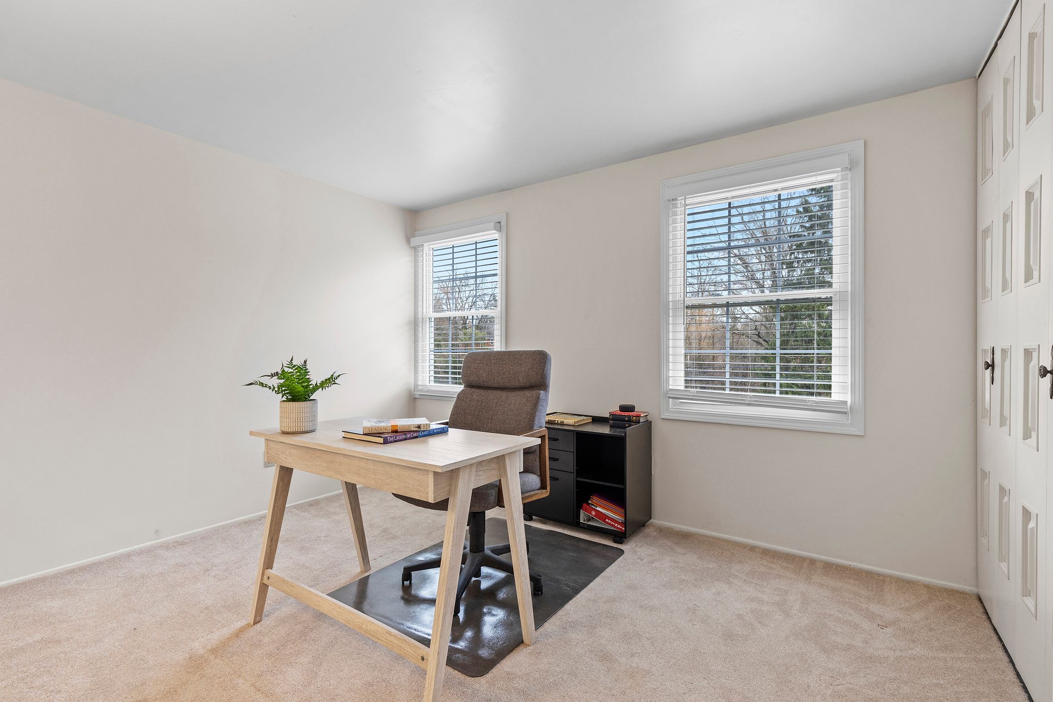 1509 Sandhurst Drive