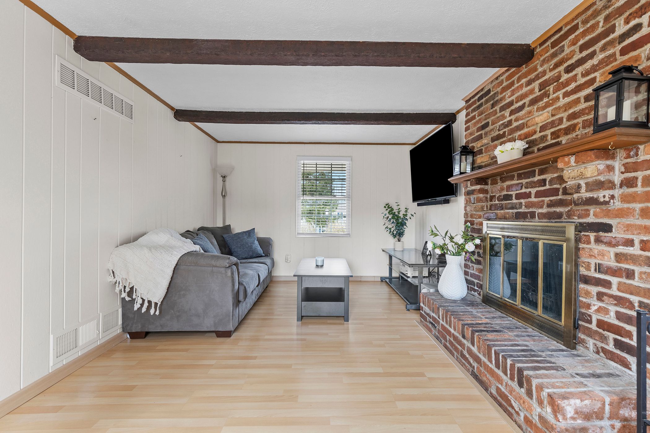1509 Sandhurst Drive
