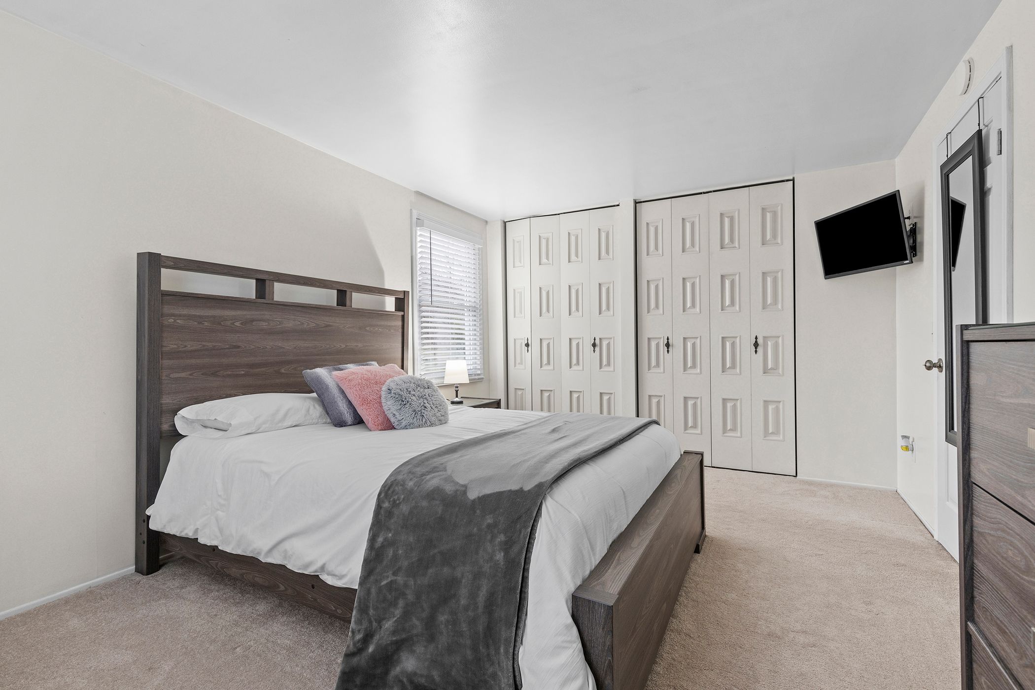 1509 Sandhurst Drive