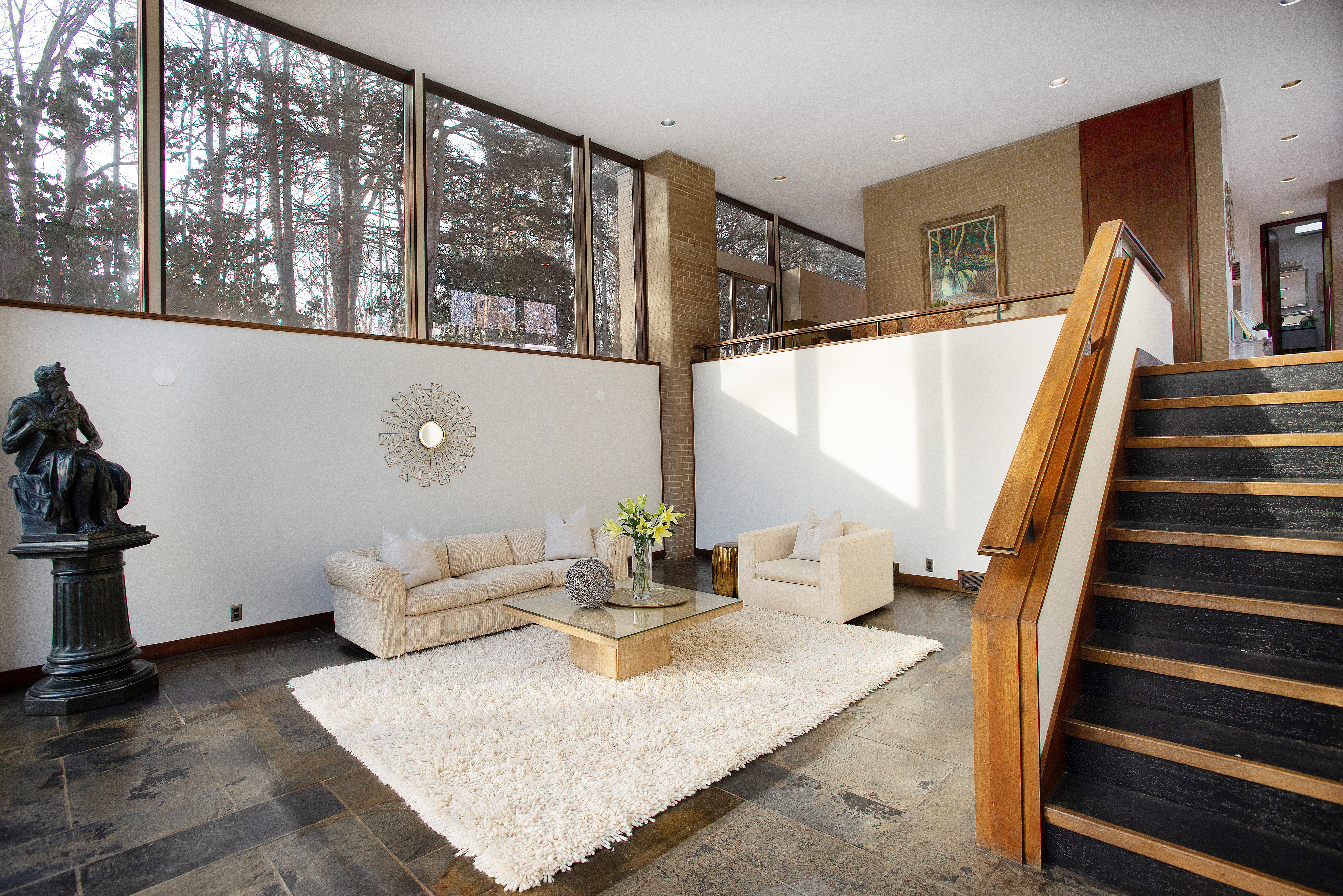 93 Carriage Road