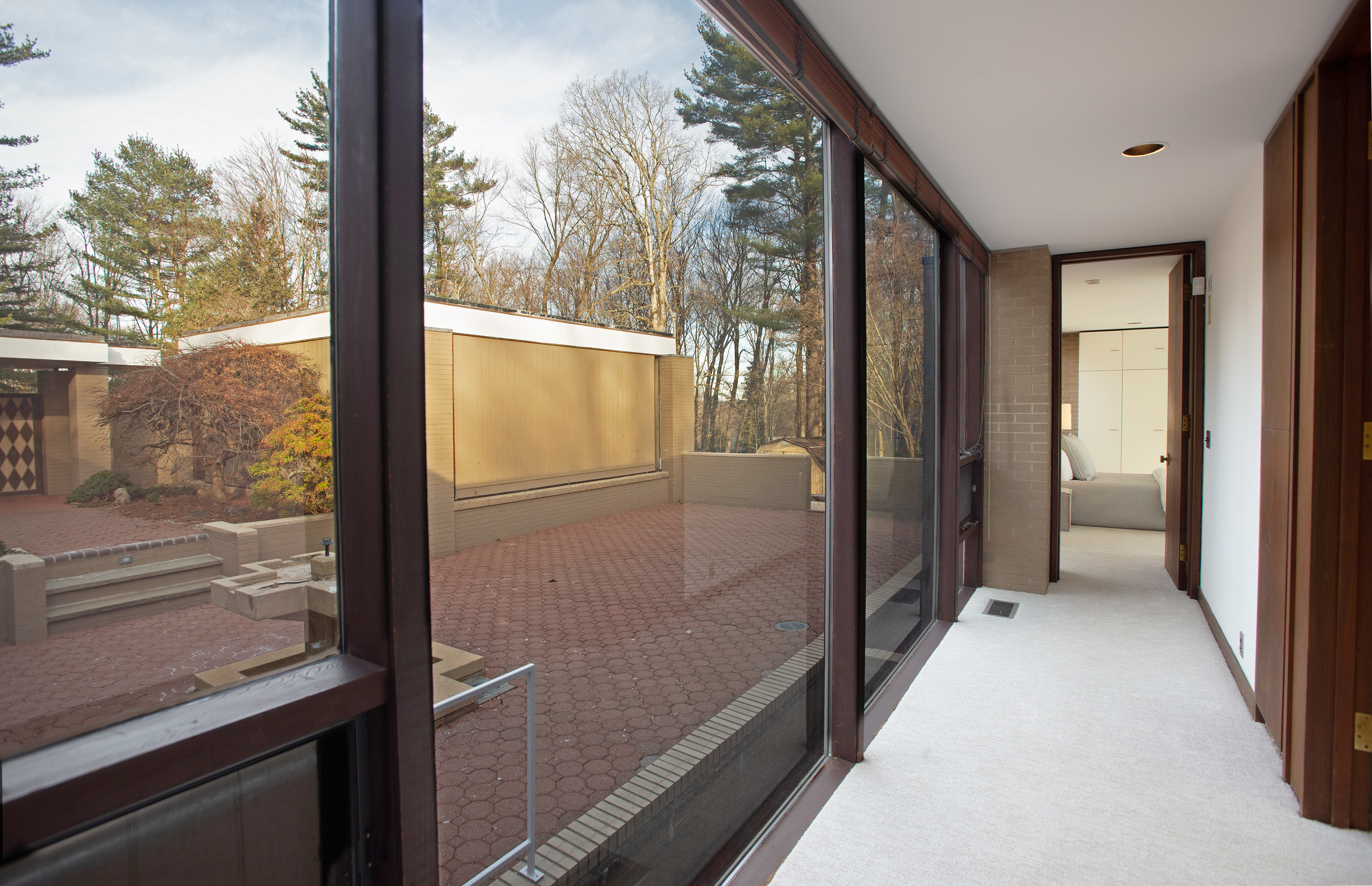 93 Carriage Road