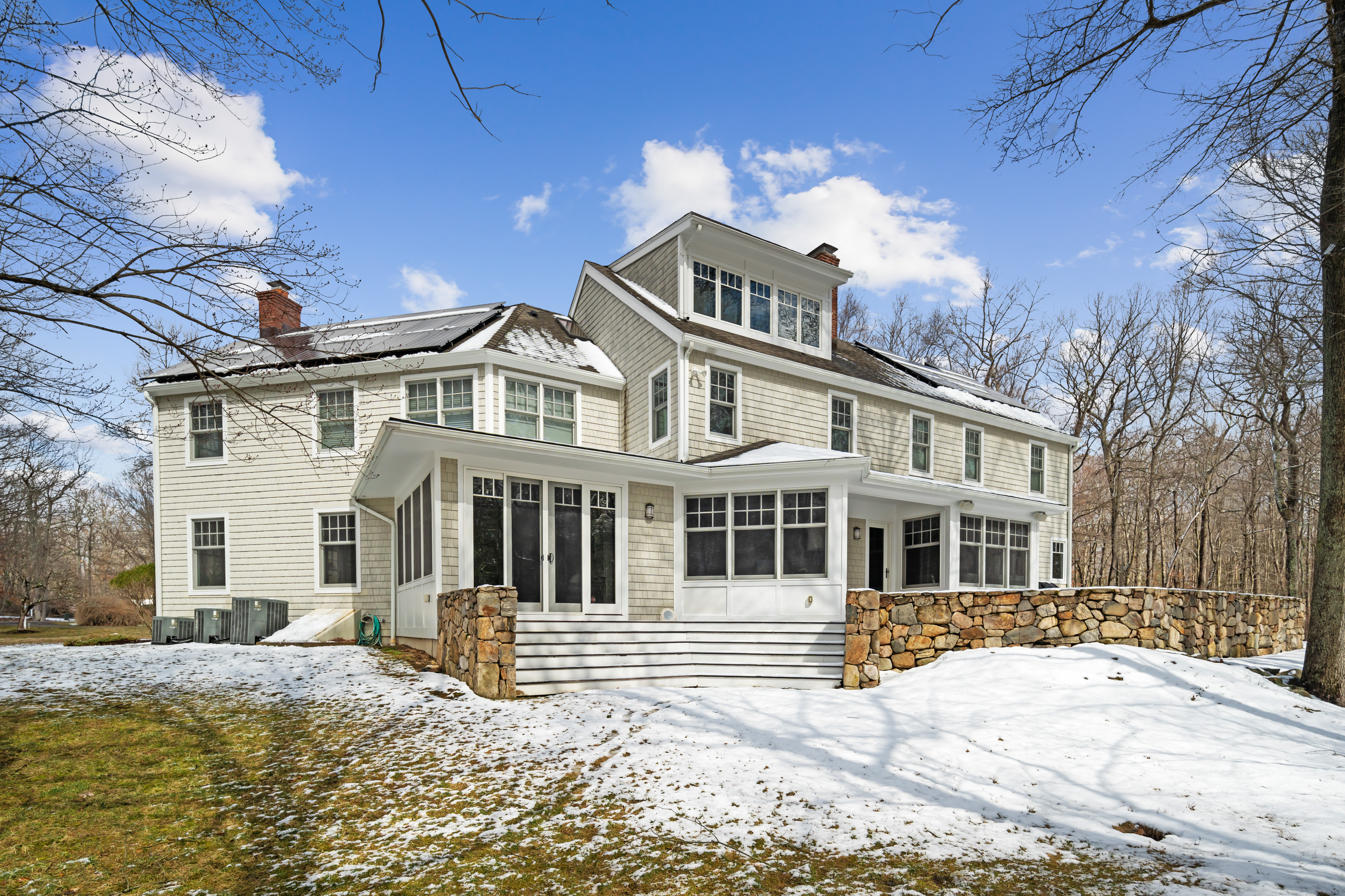 31 Woodland Place