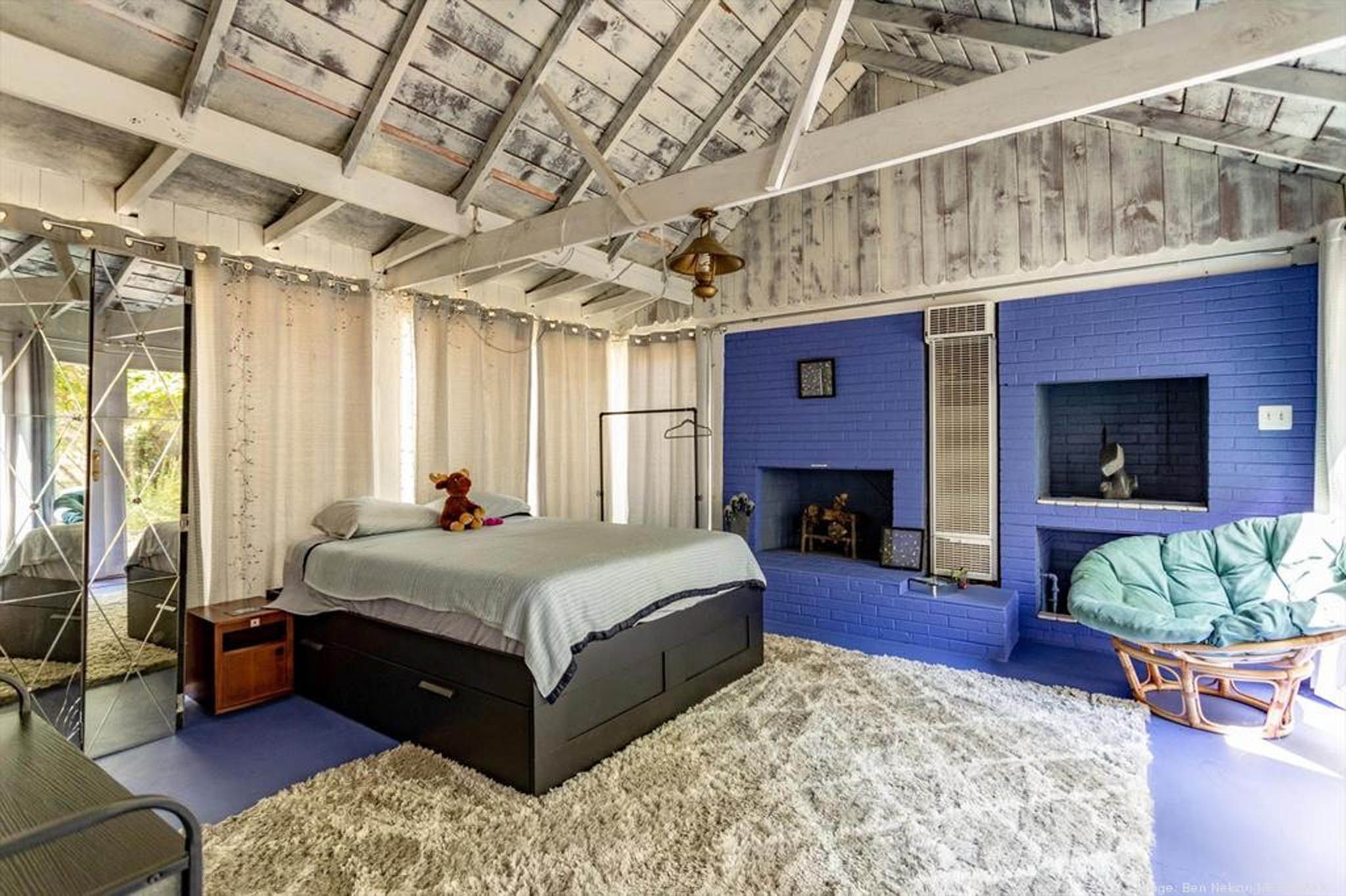 5260 S University Boulevard