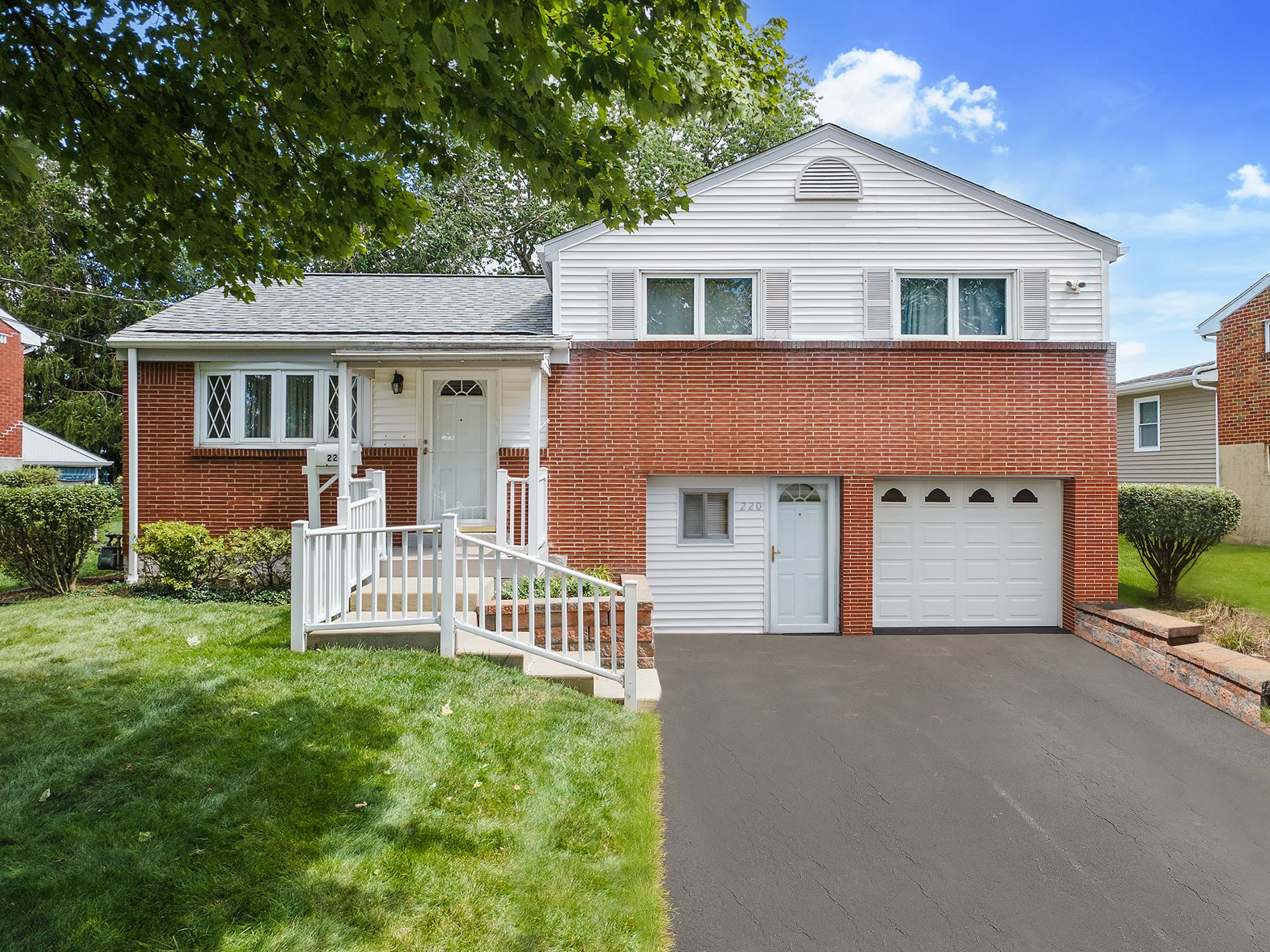 220 Spartan Drive