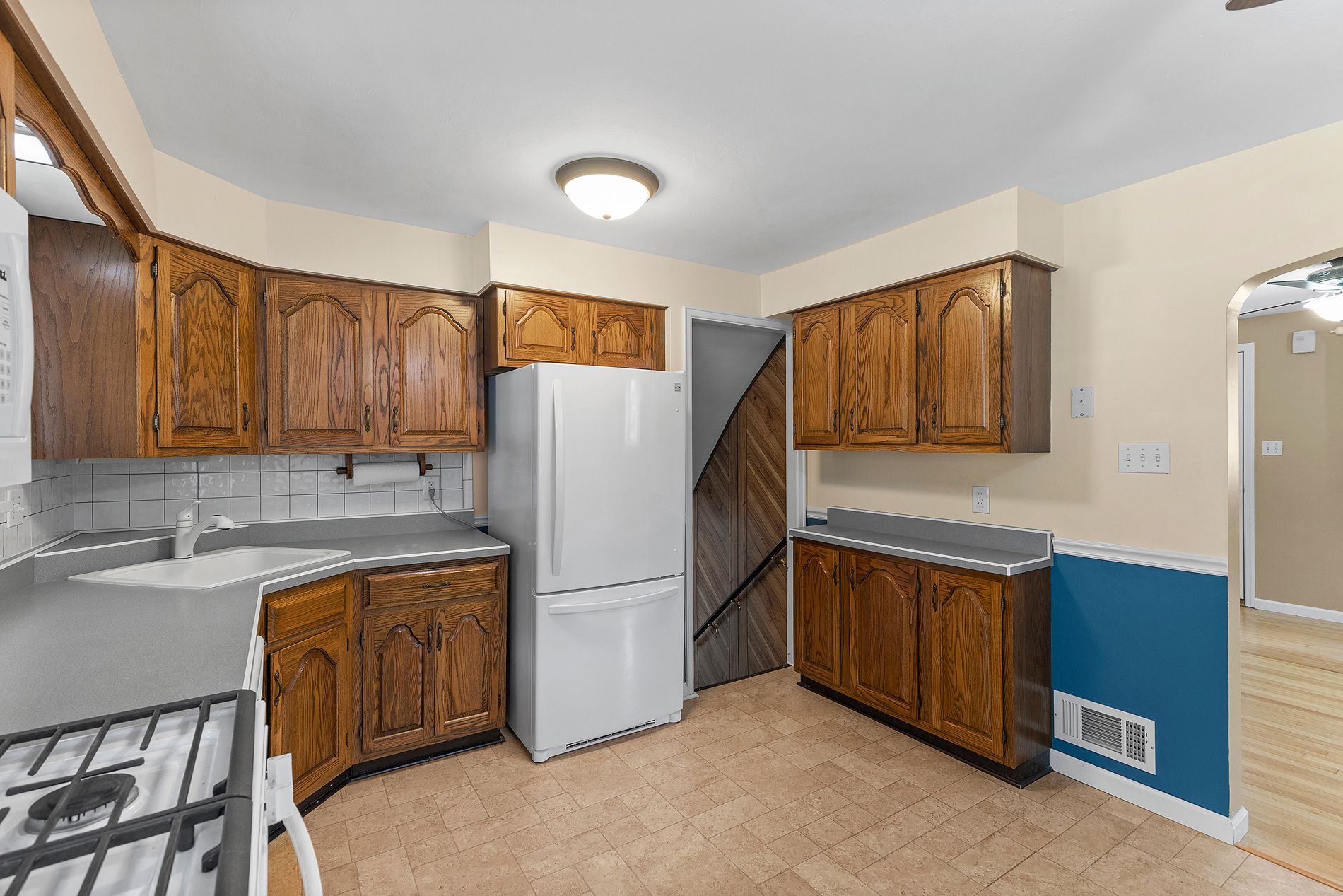 220 Spartan Drive