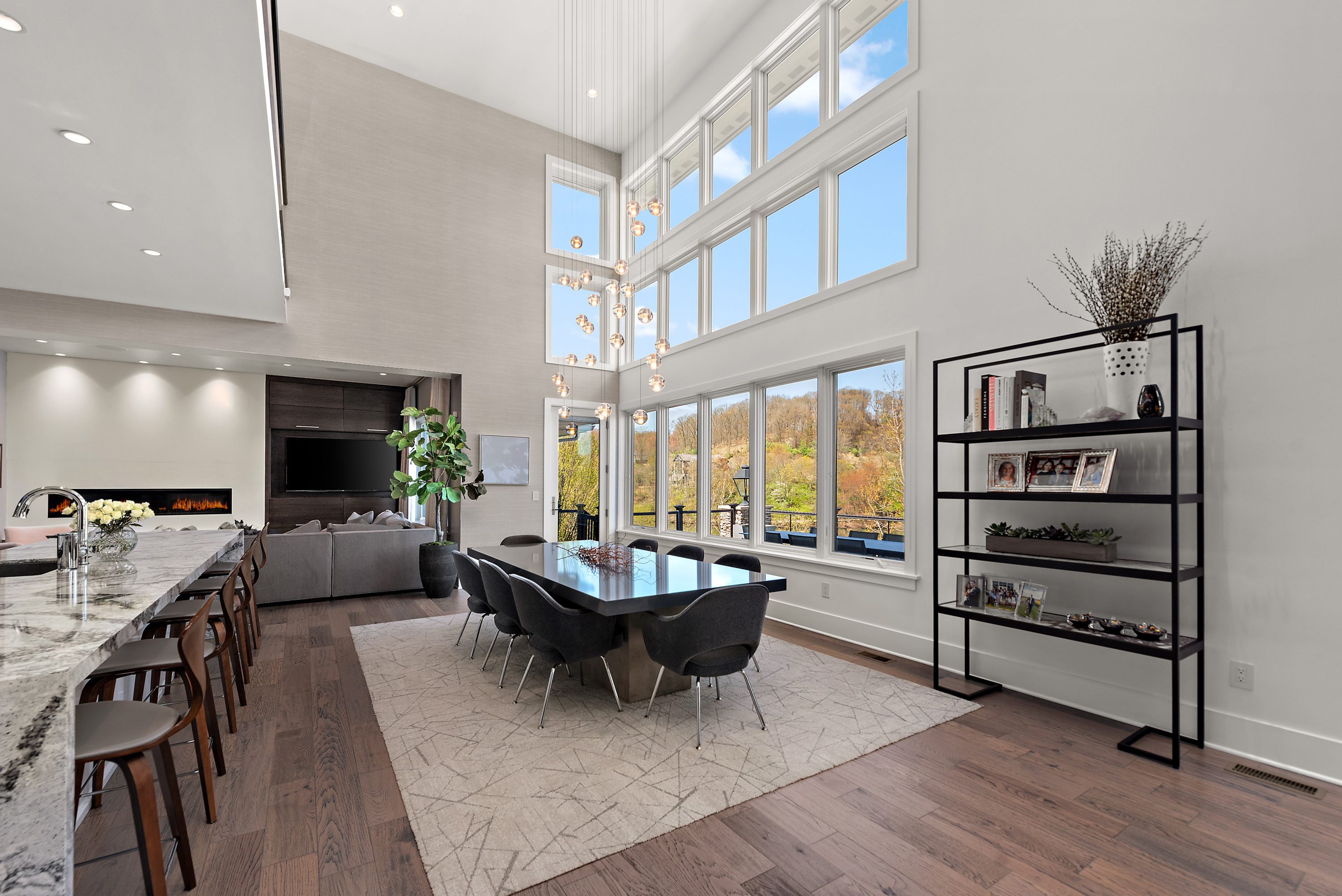 535 Macleod Drive