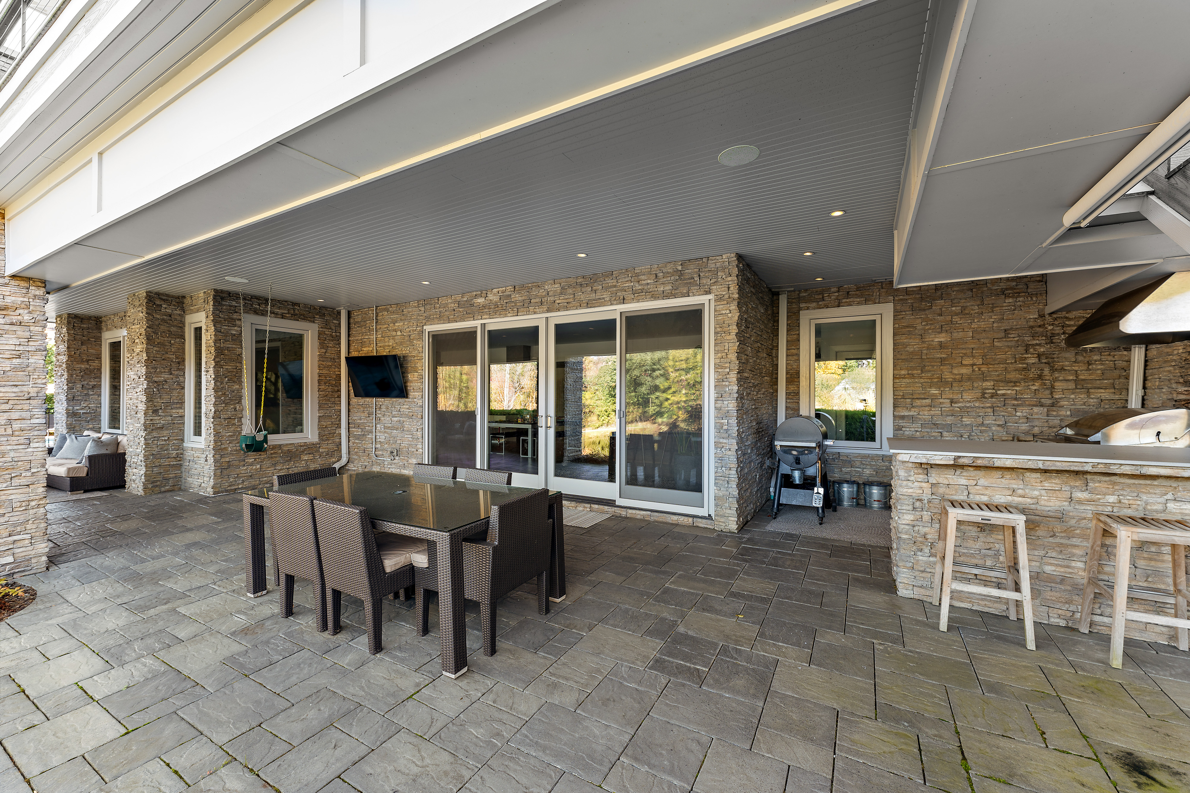 535 Macleod Drive