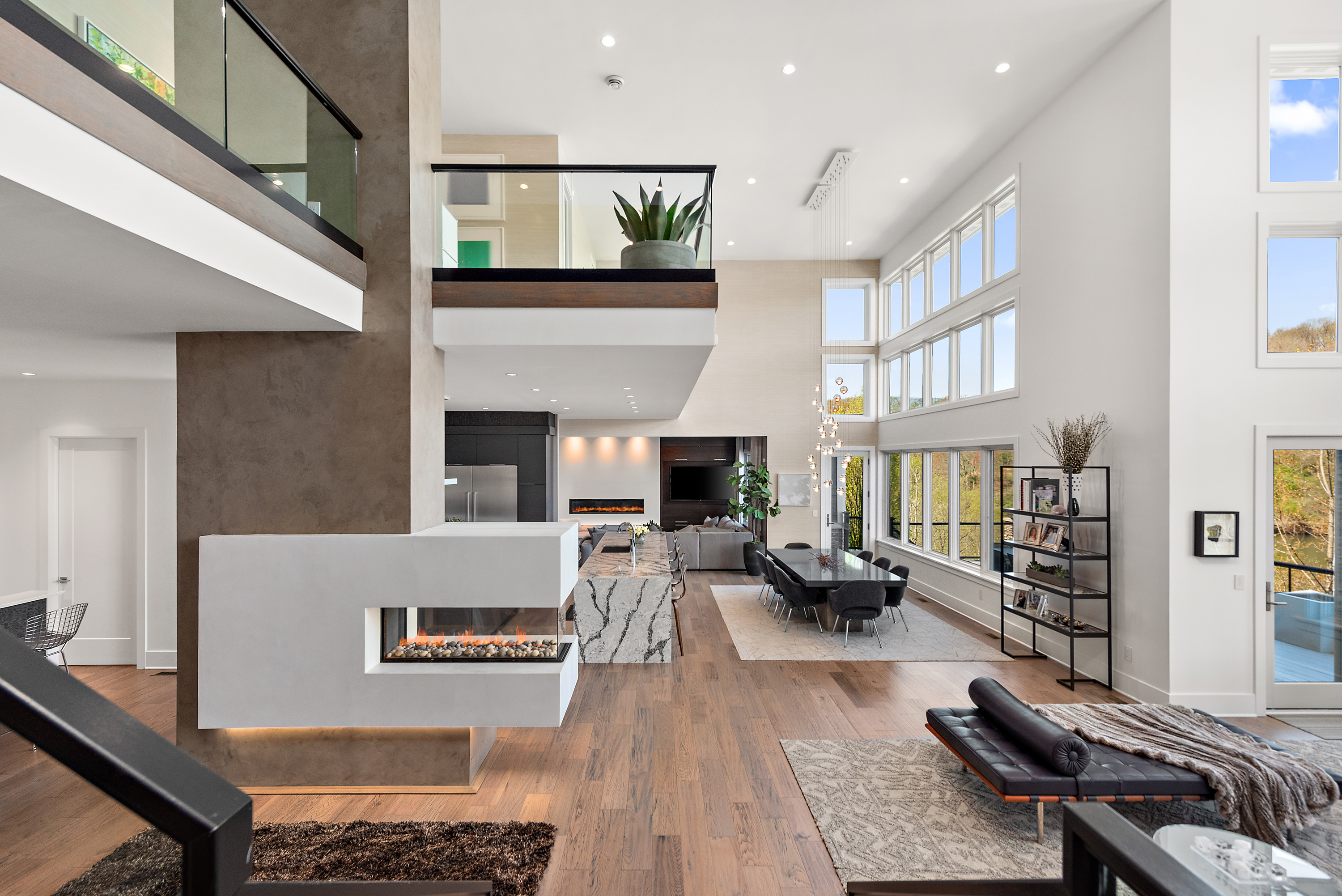535 Macleod Drive