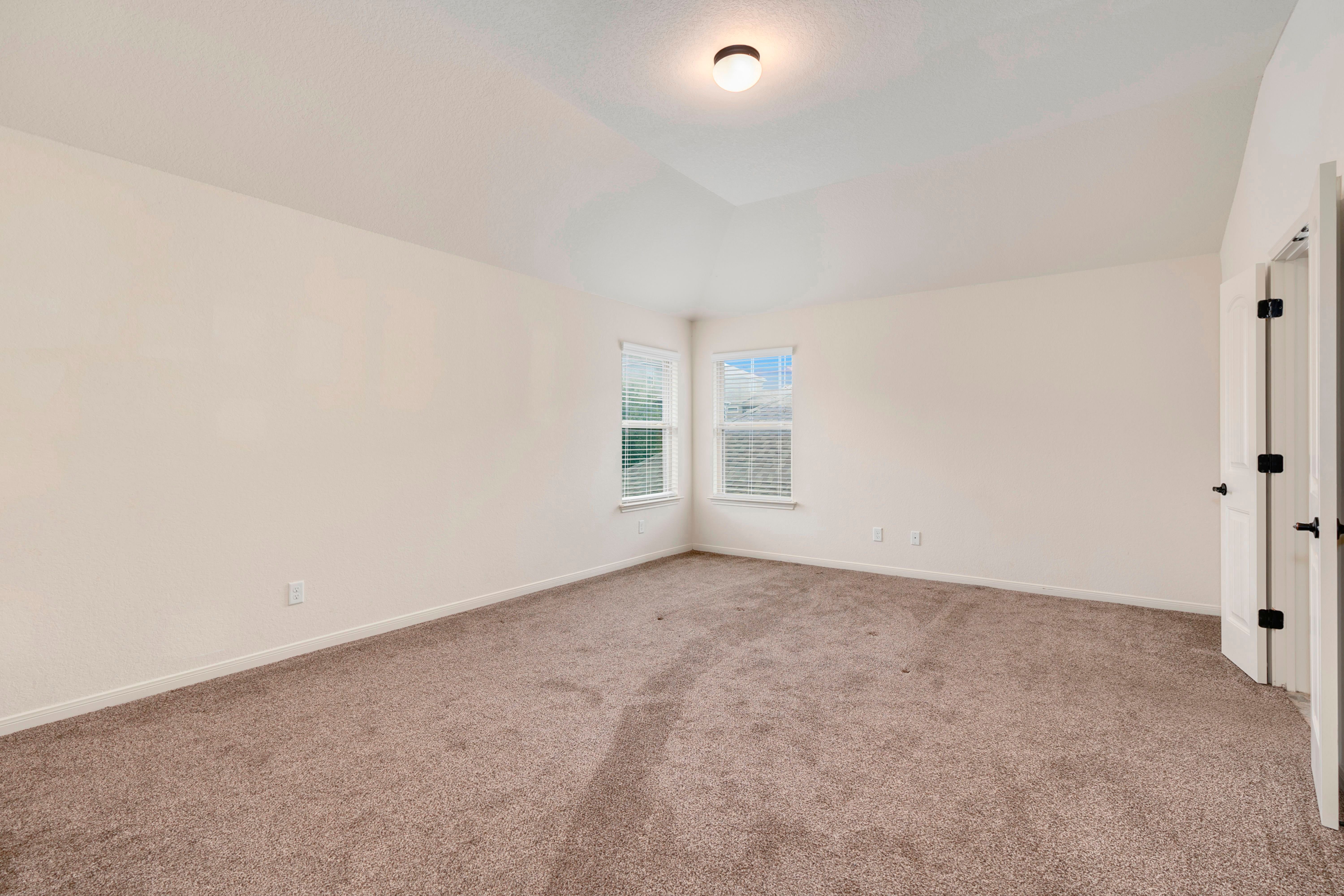 2923 Nicholas Cove 